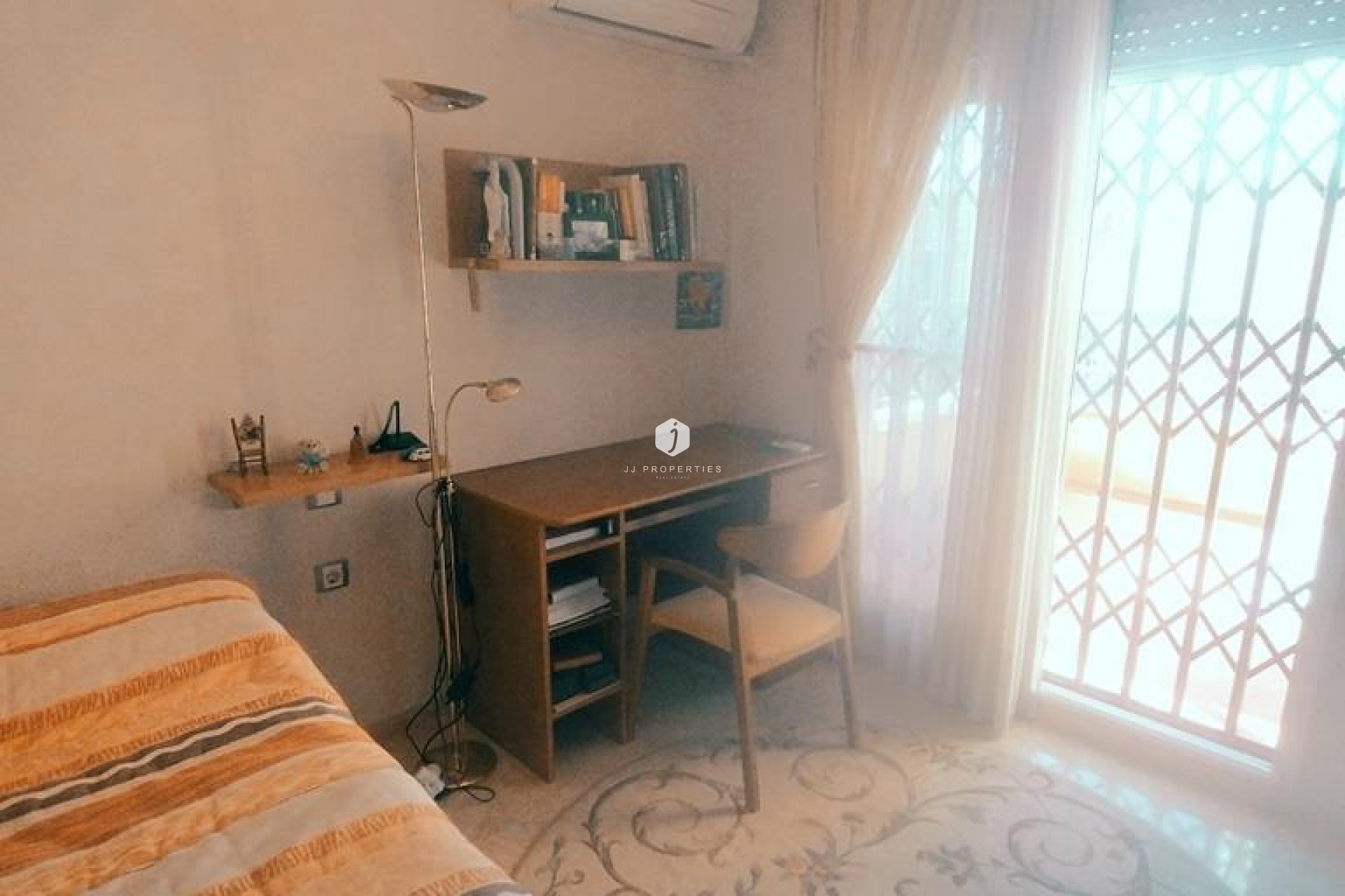 D'occasion - Chalet -
Torrevieja - AGUAS NUEVAS 25