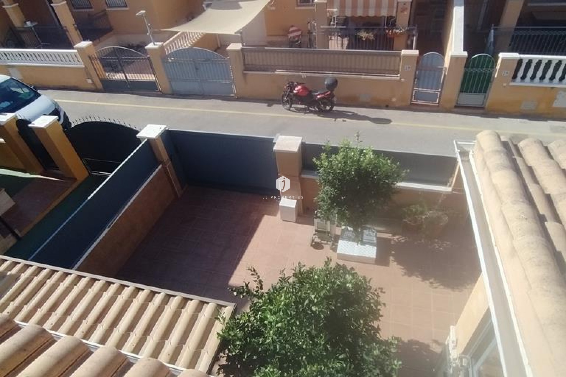 D'occasion - Chalet -
Torrevieja - AGUAS NUEVAS 25