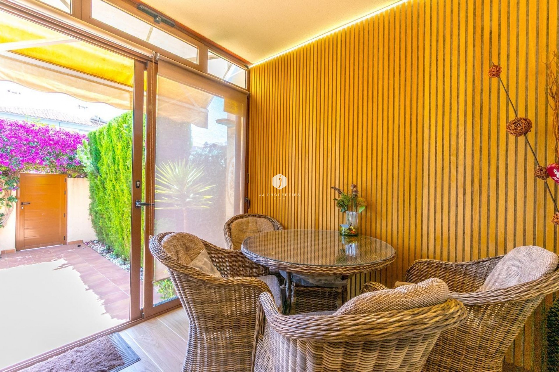 D'occasion - Chalet -
Torrevieja - aguas nuevas