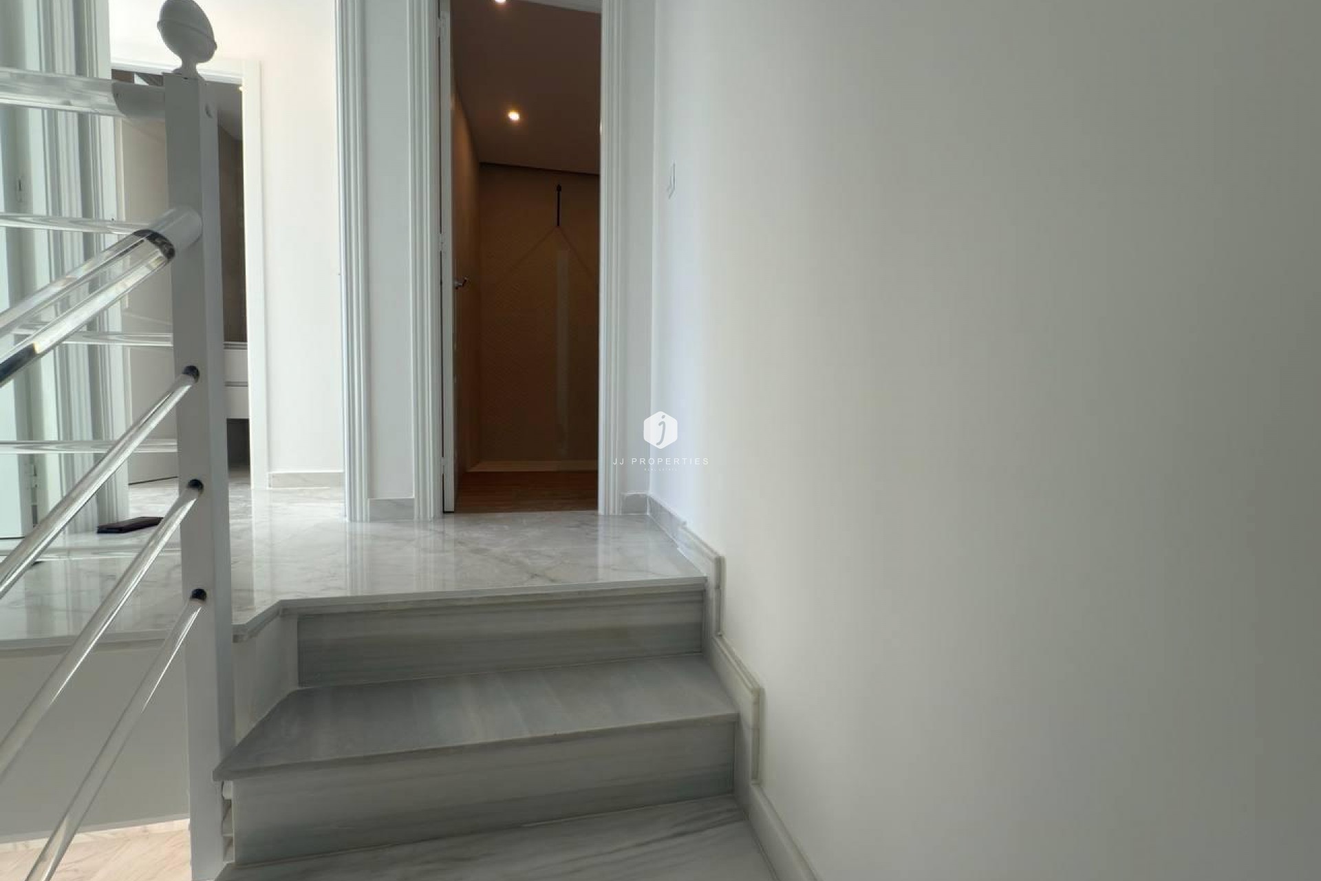 D'occasion - Chalet -
Torrevieja - aguas nuevas