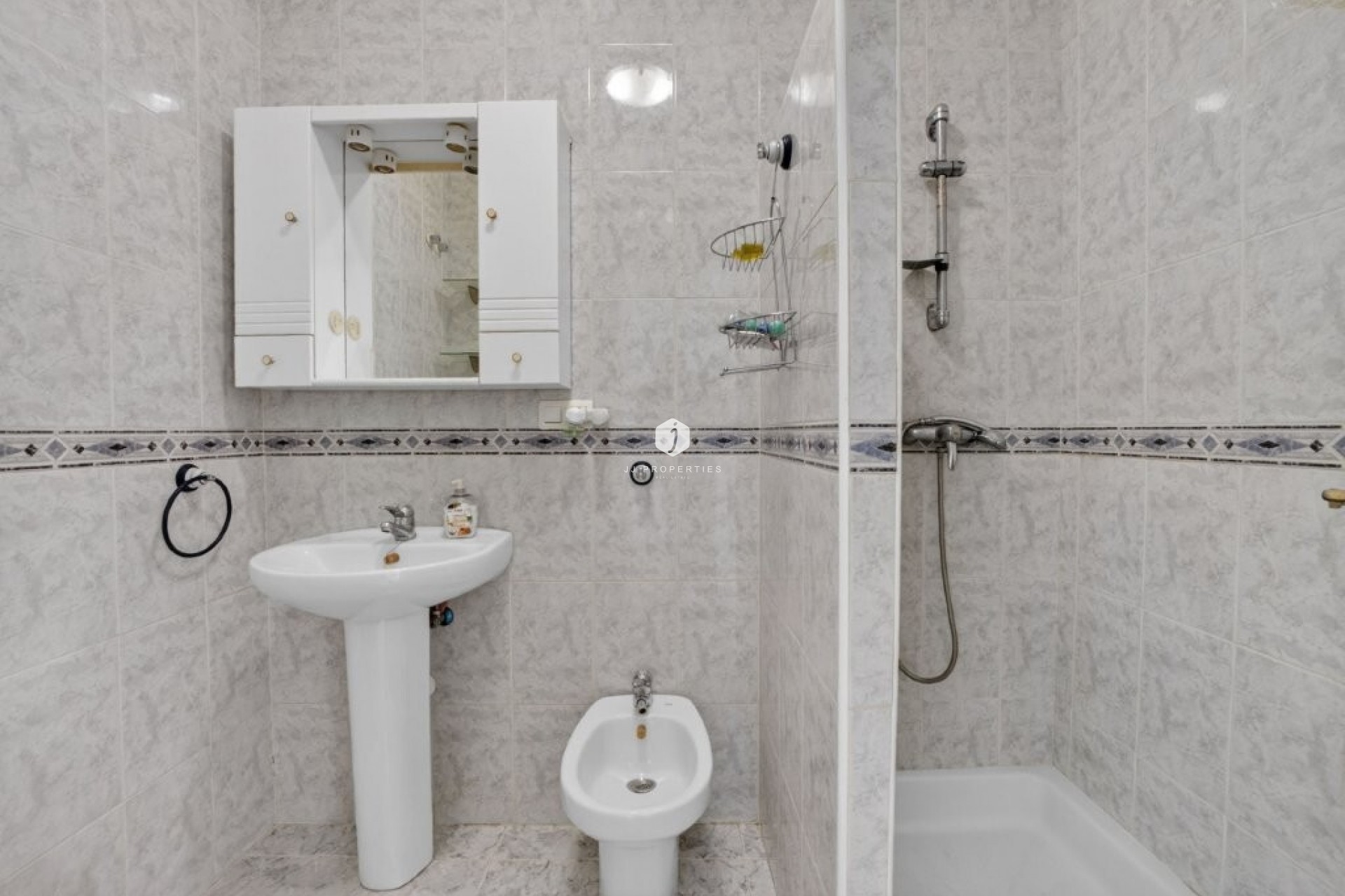 D'occasion - Chalet -
Torrevieja - aguas nuevas
