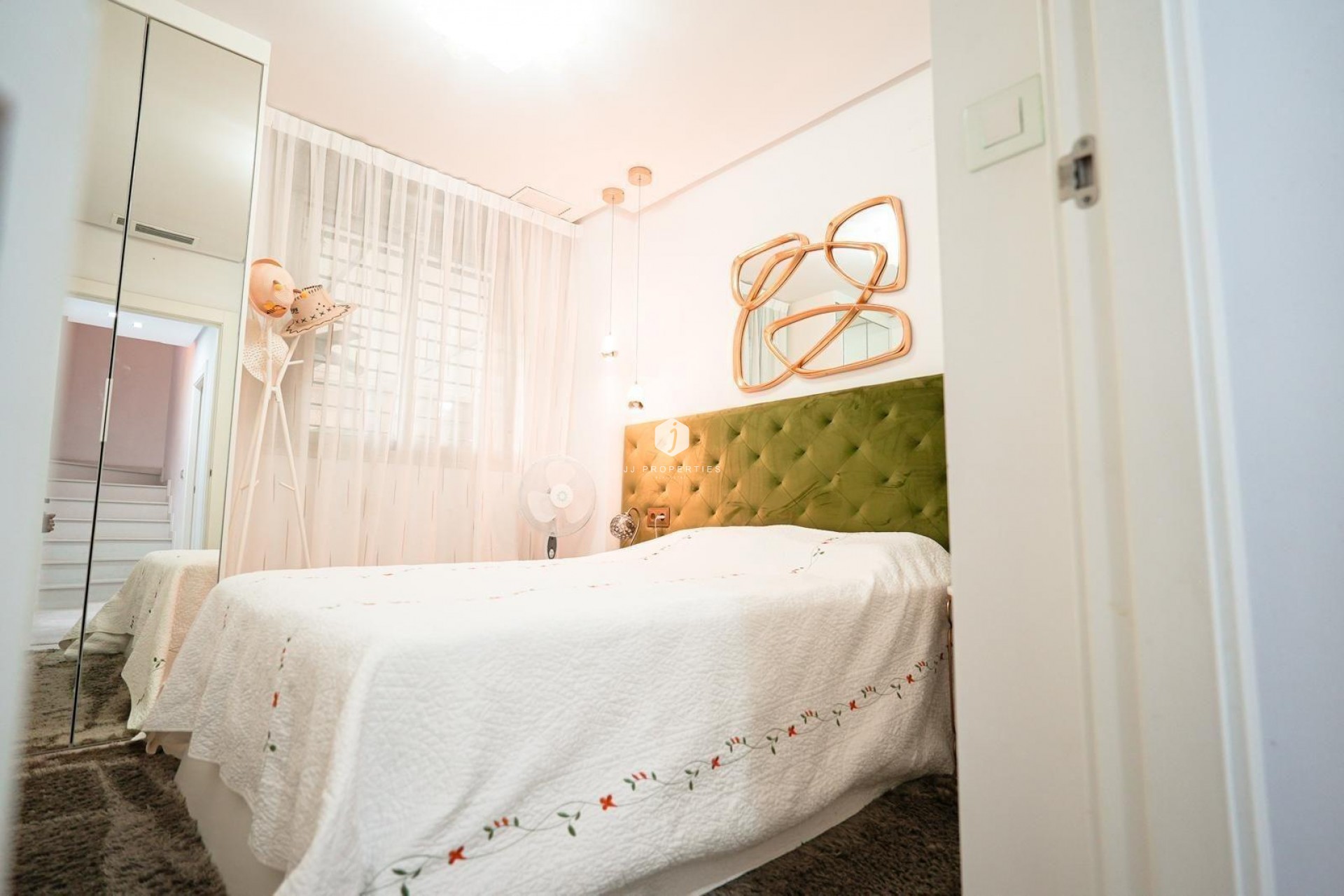 D'occasion - Chalet -
Torrevieja - aguas nuevas