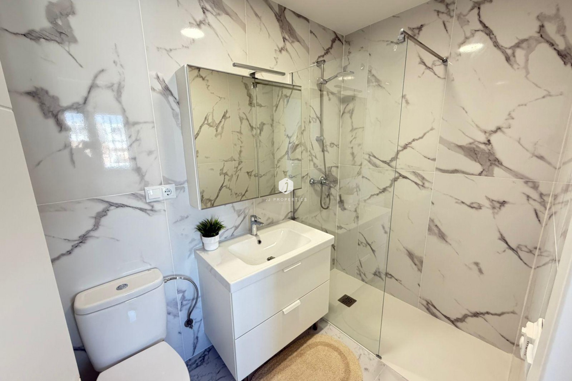 D'occasion - Chalet -
Torrevieja - Cabo cervera