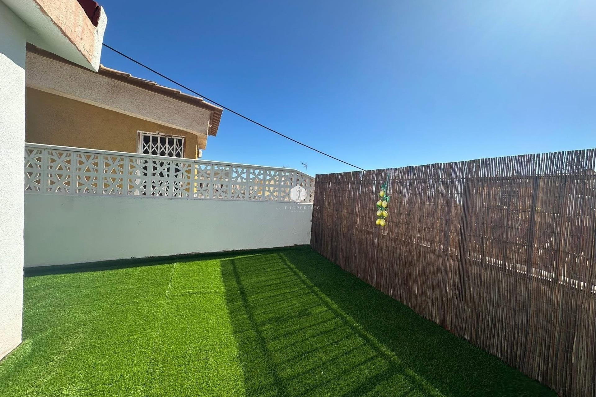 D'occasion - Chalet -
Torrevieja - Cabo cervera