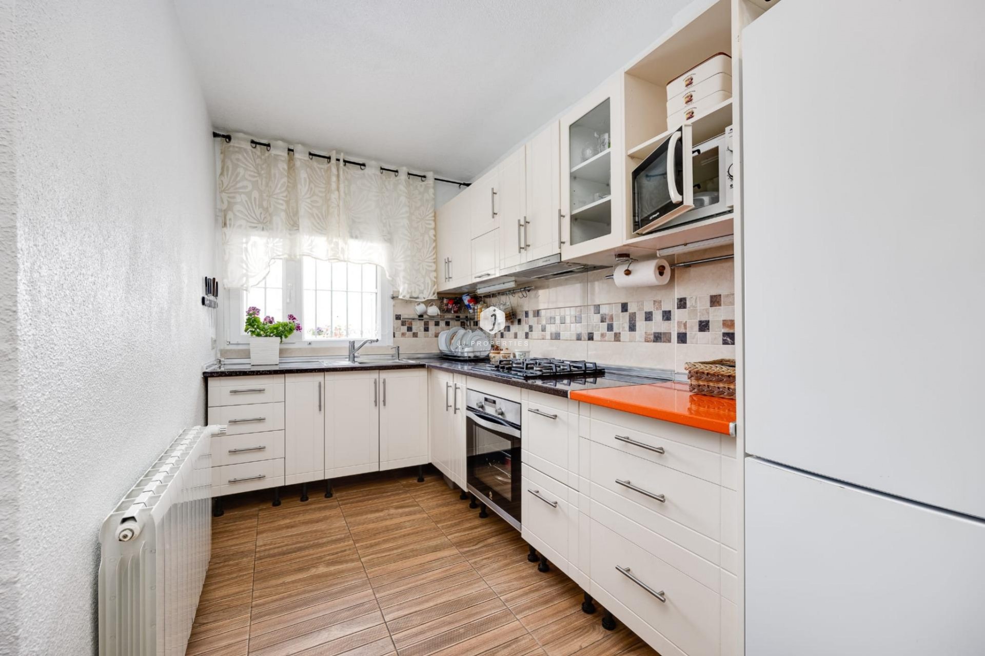 D'occasion - Chalet -
Torrevieja - Calas blanca