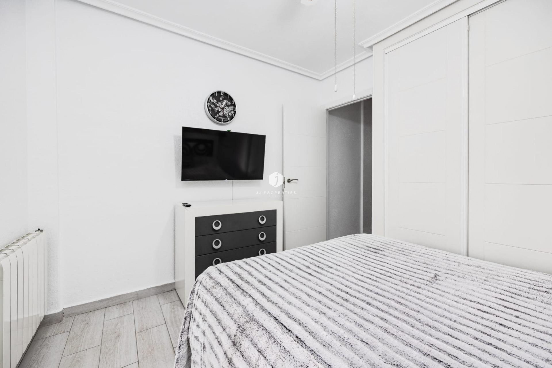 D'occasion - Chalet -
Torrevieja - Calas blanca