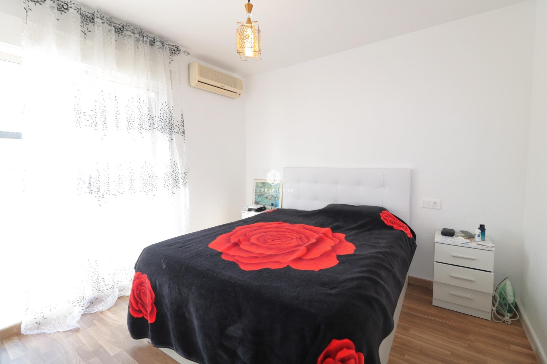 D'occasion - Chalet -
Torrevieja - Carrefour