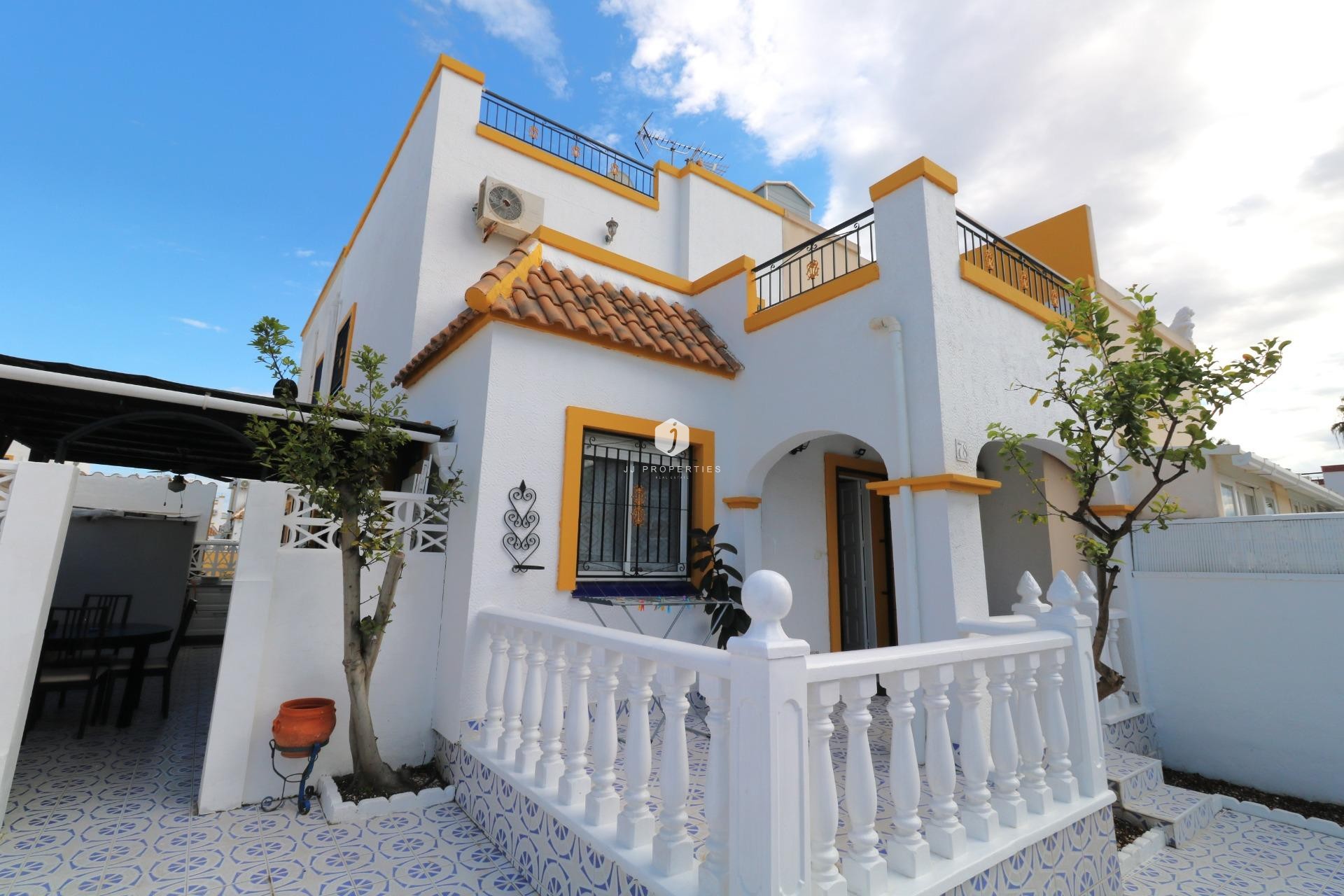 D'occasion - Chalet -
Torrevieja - Carrefour