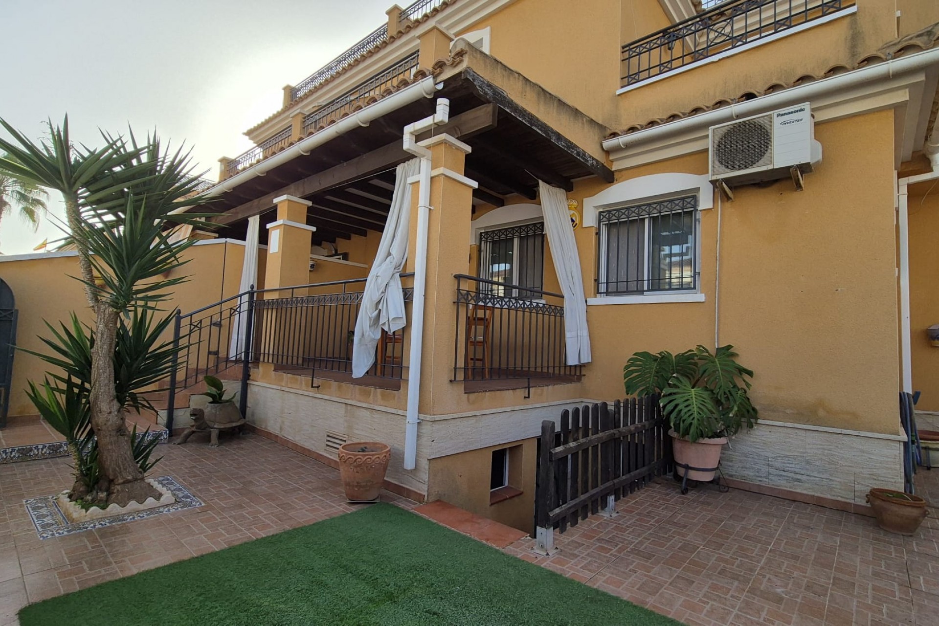 D'occasion - Chalet -
Torrevieja - Costa Blanca