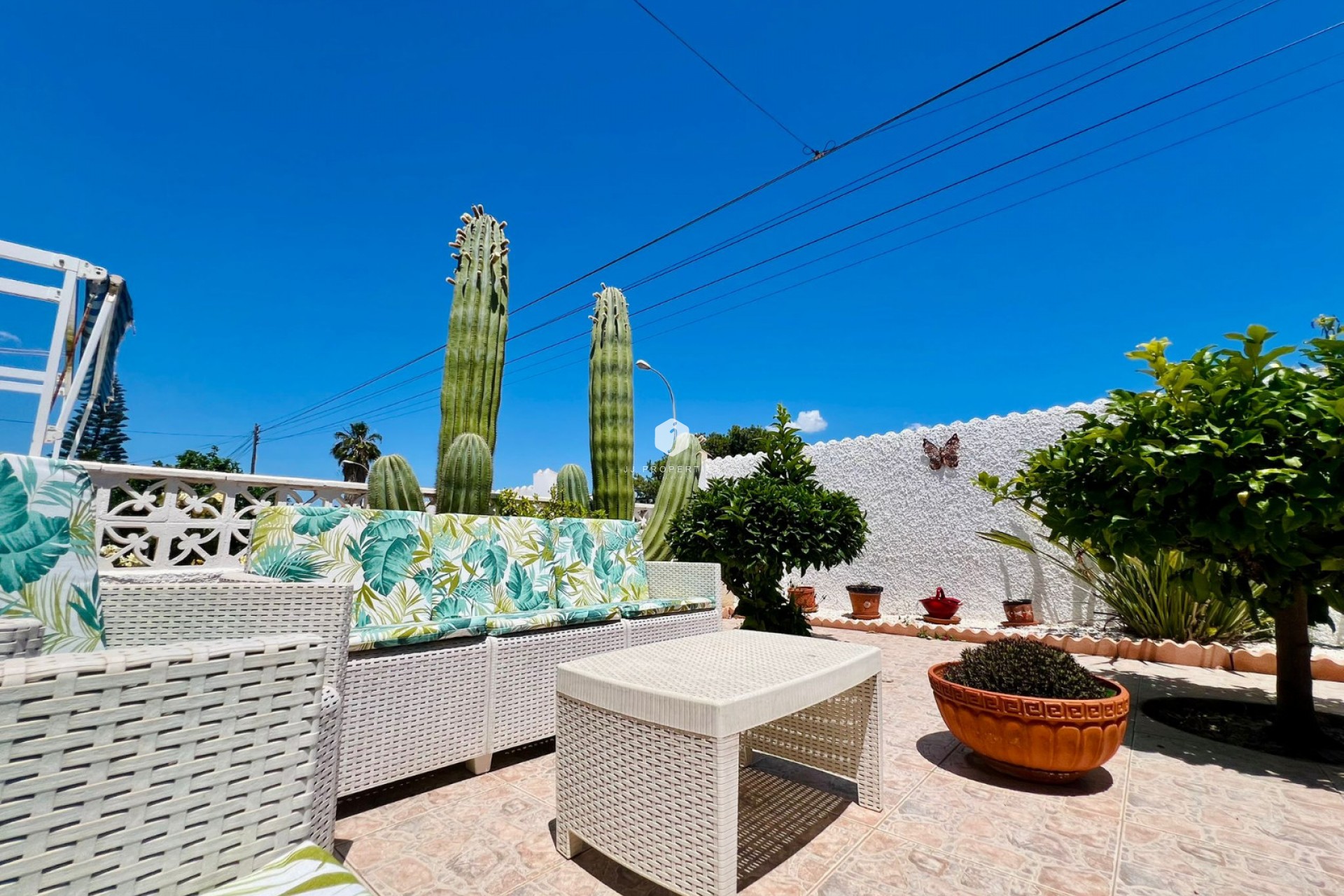 D'occasion - Chalet -
Torrevieja - Costa Blanca