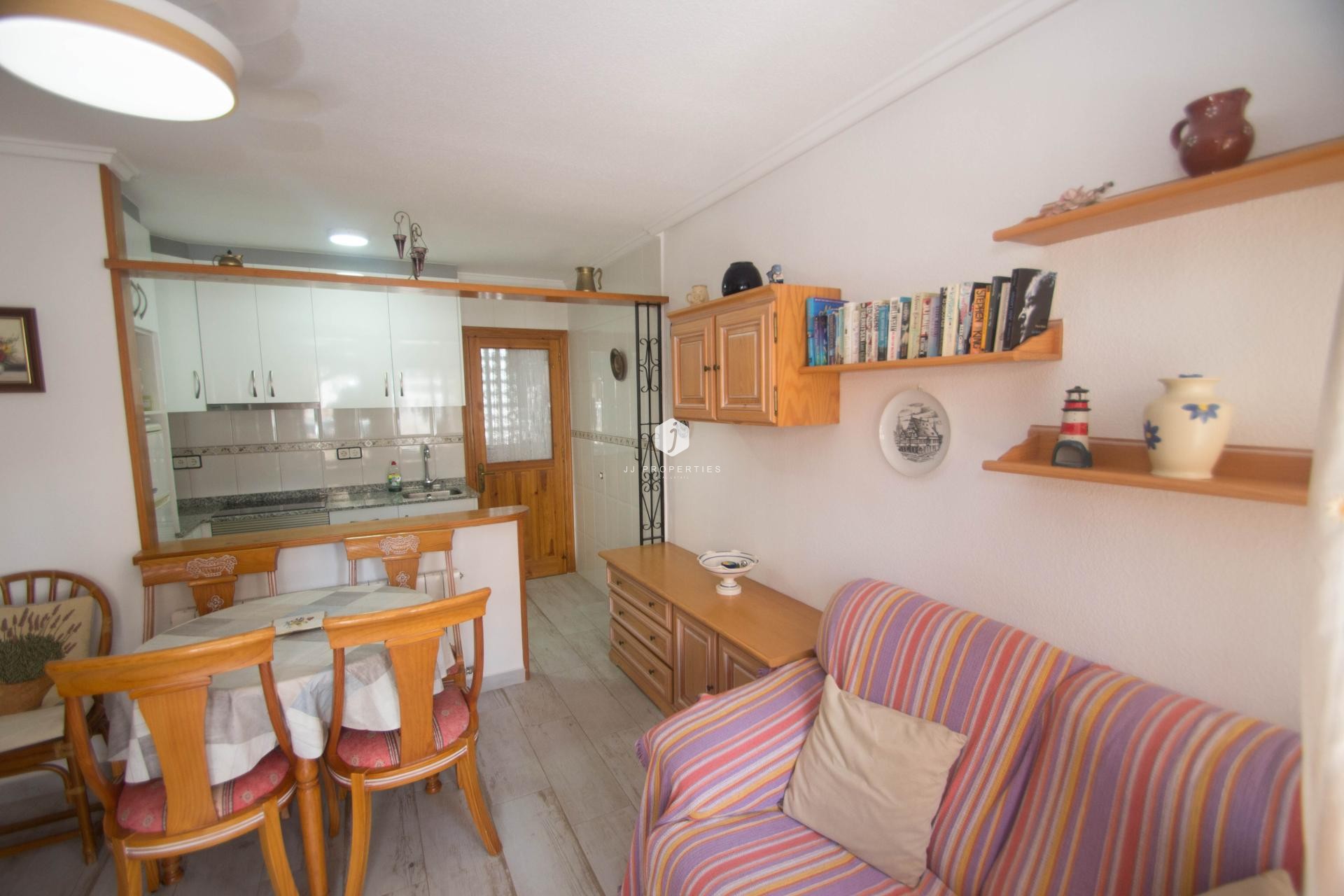 D'occasion - Chalet -
Torrevieja - Costa Blanca