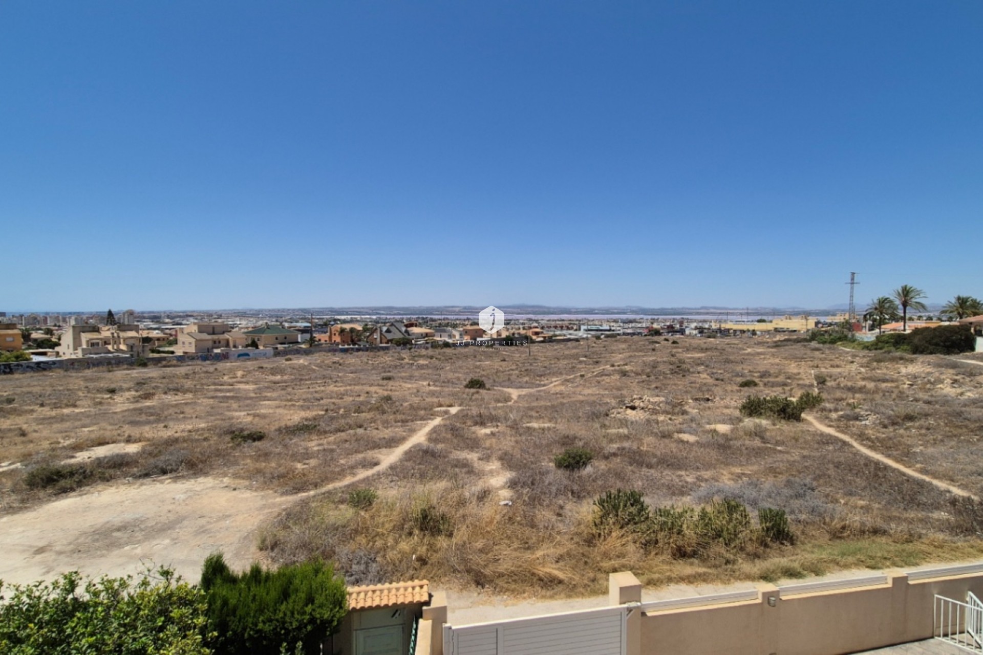 D'occasion - Chalet -
Torrevieja - Costa Blanca