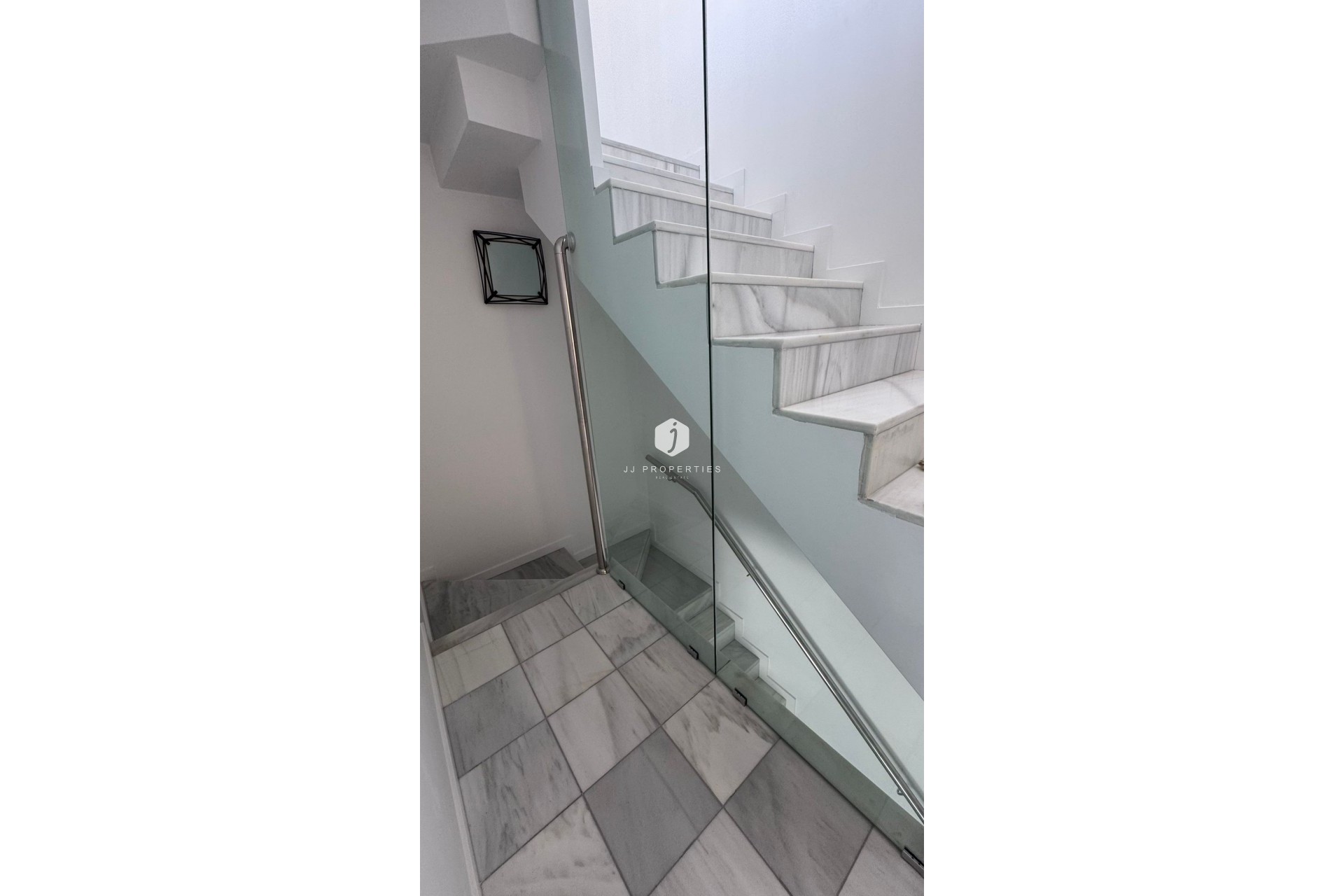 D'occasion - Chalet -
Torrevieja - Costa Blanca