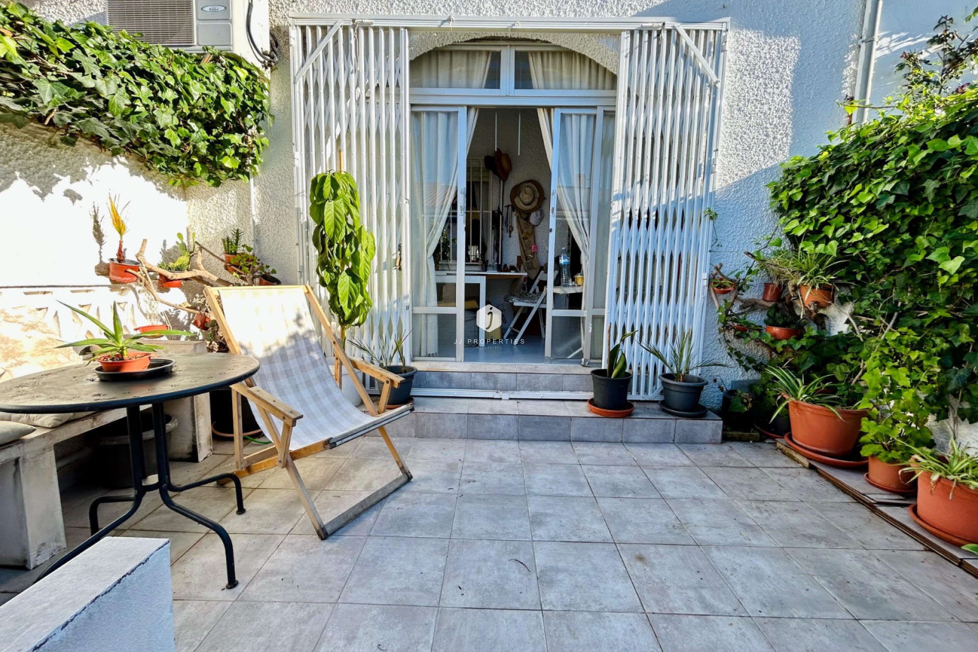 D'occasion - Chalet -
Torrevieja - Costa Blanca