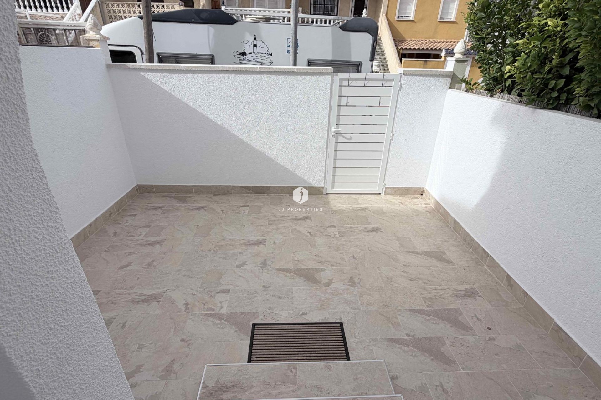 D'occasion - Chalet -
Torrevieja - Costa Blanca