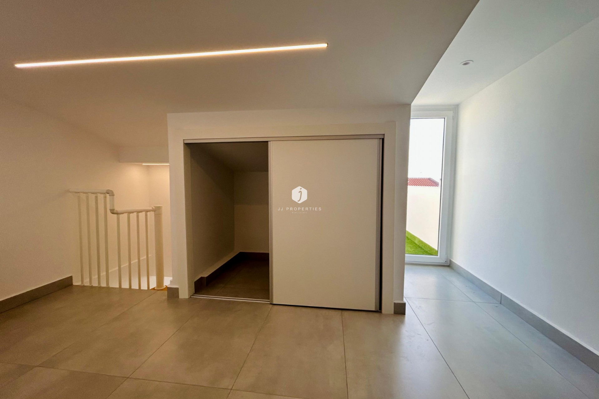 D'occasion - Chalet -
Torrevieja - Costa Blanca