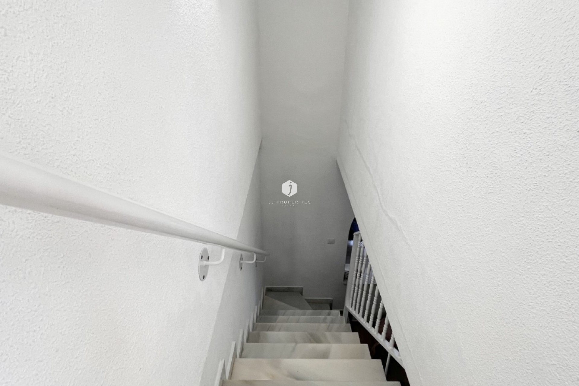 D'occasion - Chalet -
Torrevieja - Costa Blanca