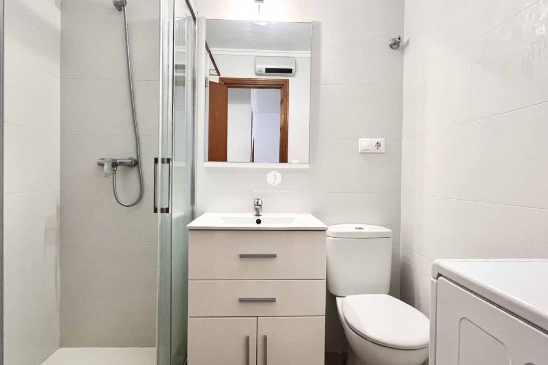 D'occasion - Chalet -
Torrevieja - Costa Blanca