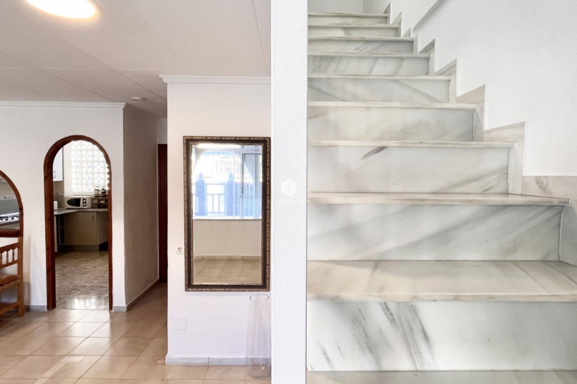 D'occasion - Chalet -
Torrevieja - Costa Blanca