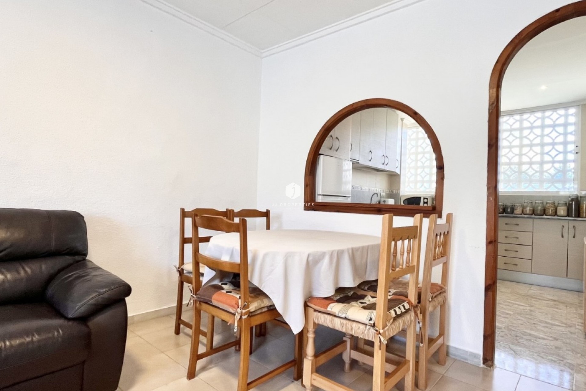 D'occasion - Chalet -
Torrevieja - Costa Blanca