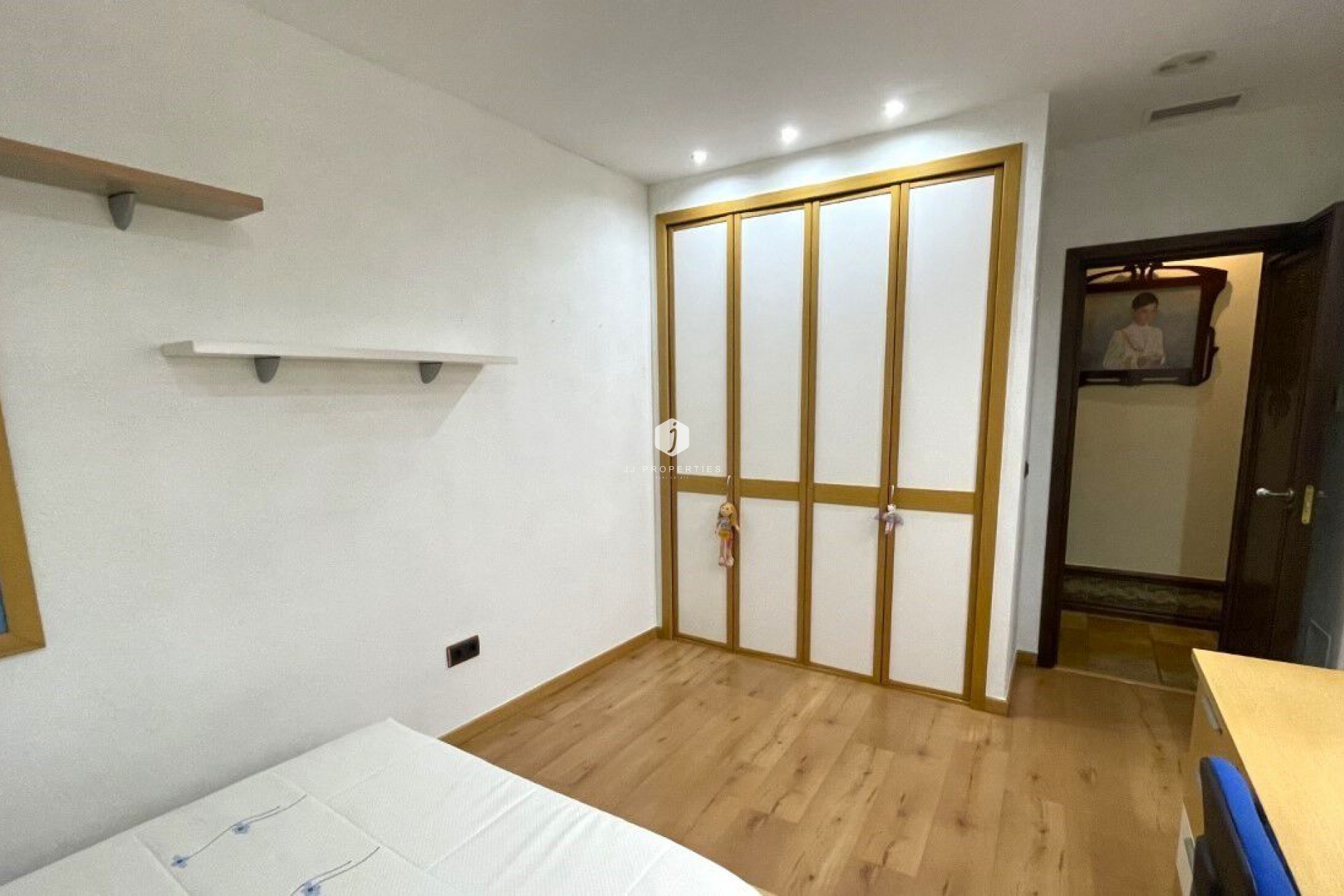 D'occasion - Chalet -
Torrevieja - Costa Blanca