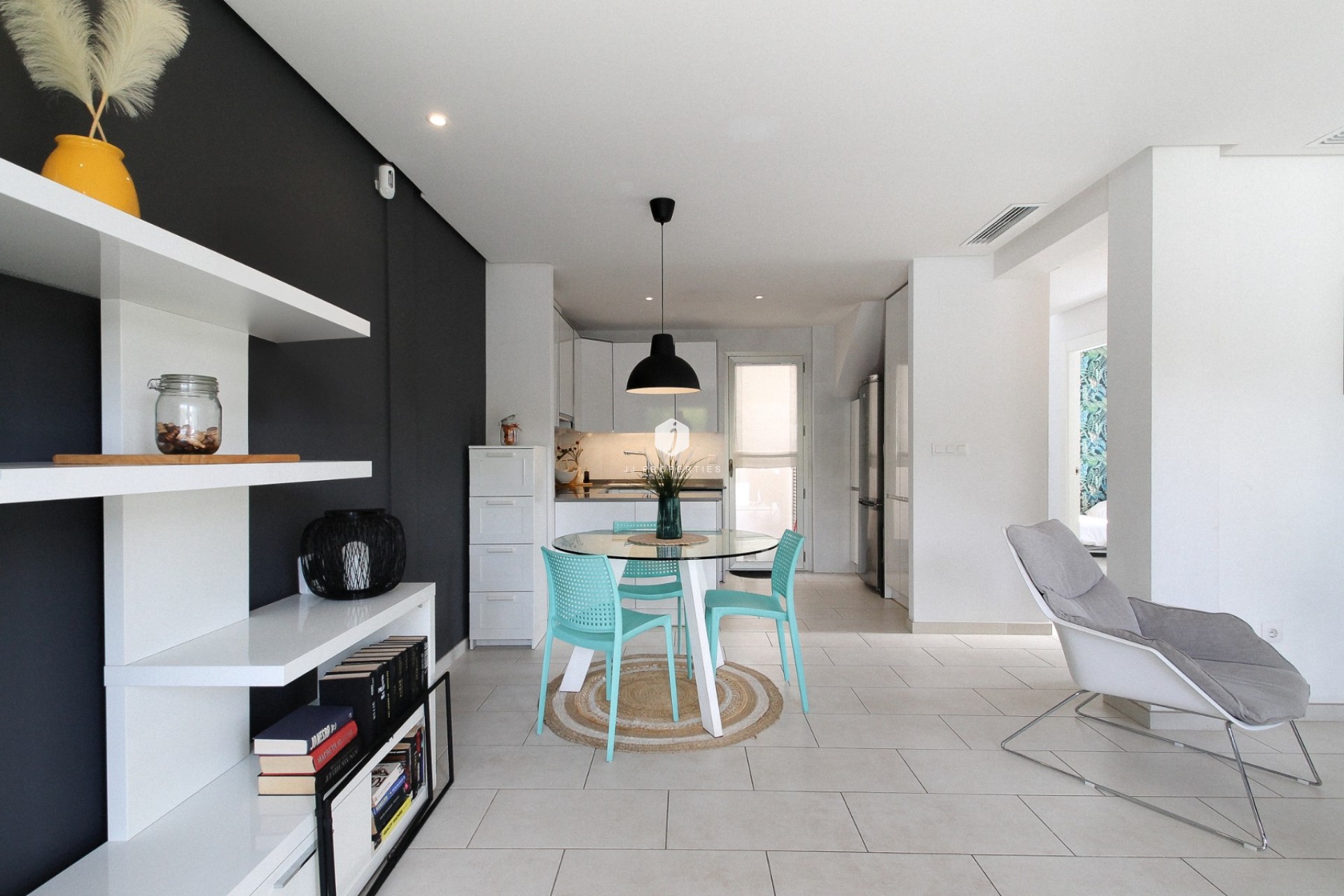 D'occasion - Chalet -
Torrevieja - Costa Blanca