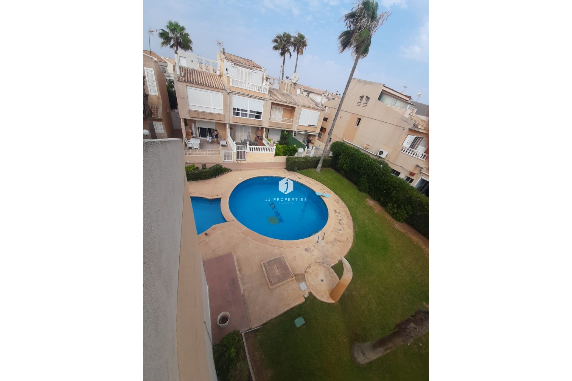 D'occasion - Chalet -
Torrevieja - Costa Blanca
