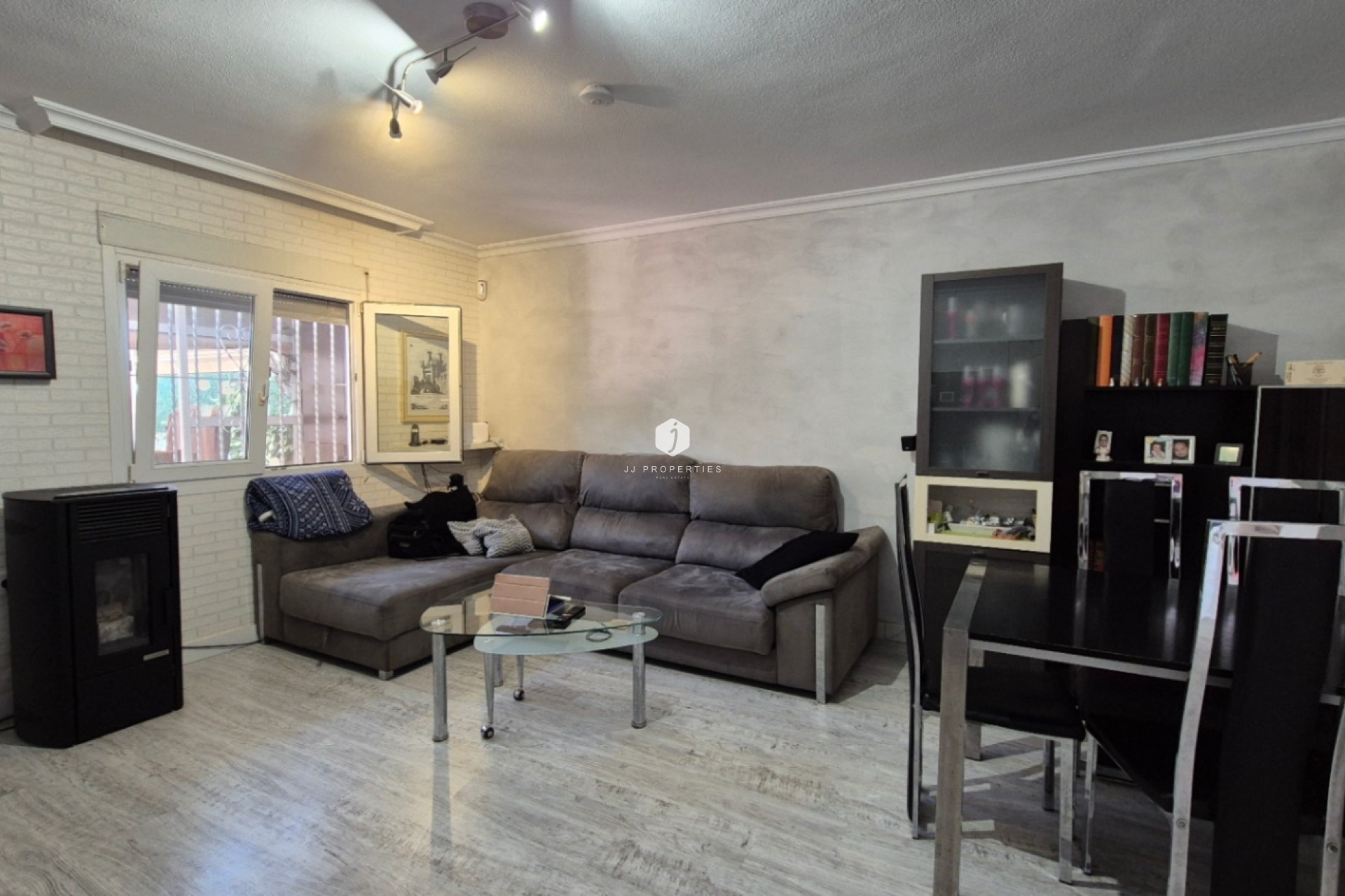 D'occasion - Chalet -
Torrevieja - Costa Blanca