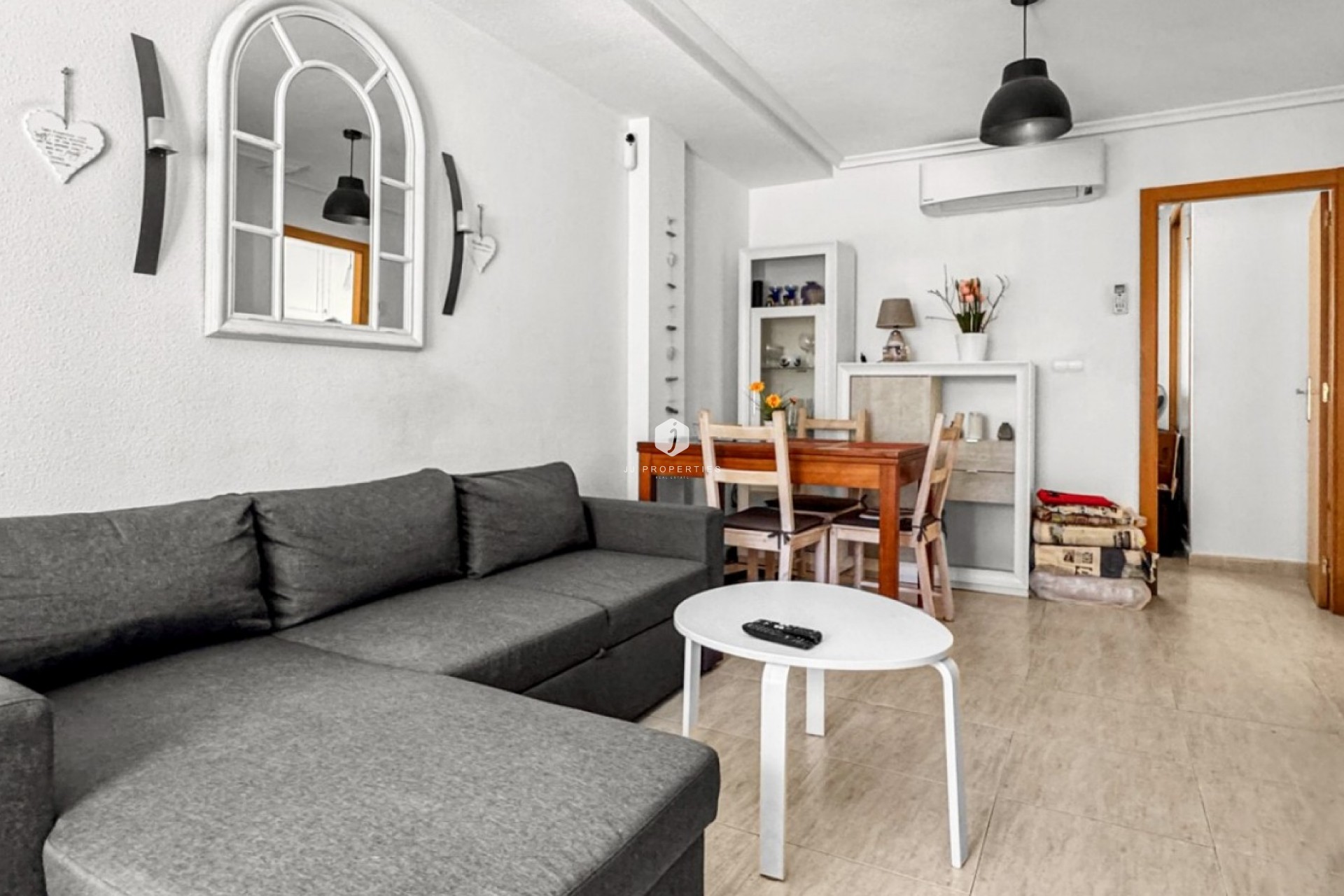 D'occasion - Chalet -
Torrevieja - Costa Blanca