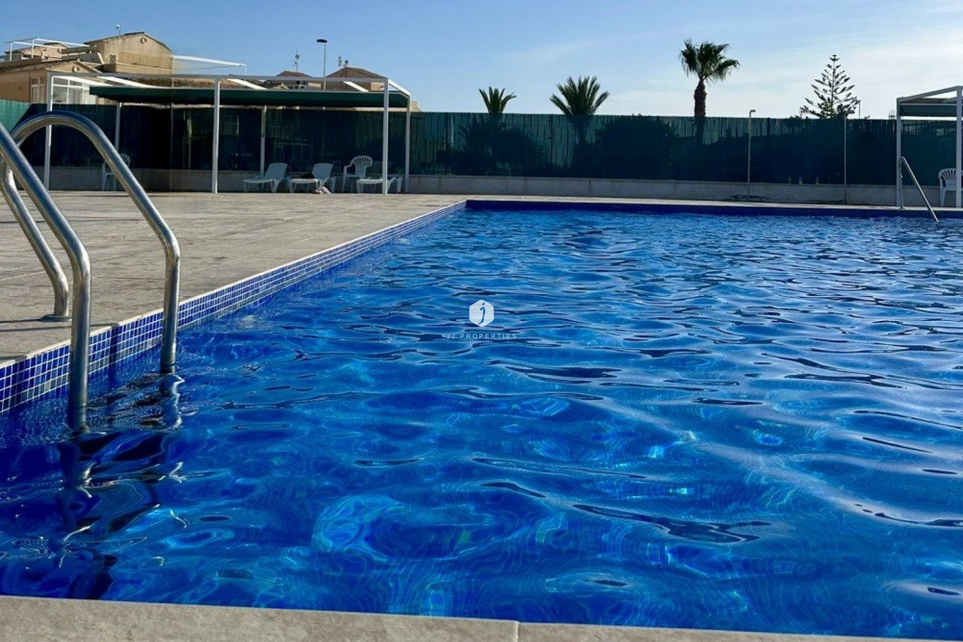 D'occasion - Chalet -
Torrevieja - Costa Blanca