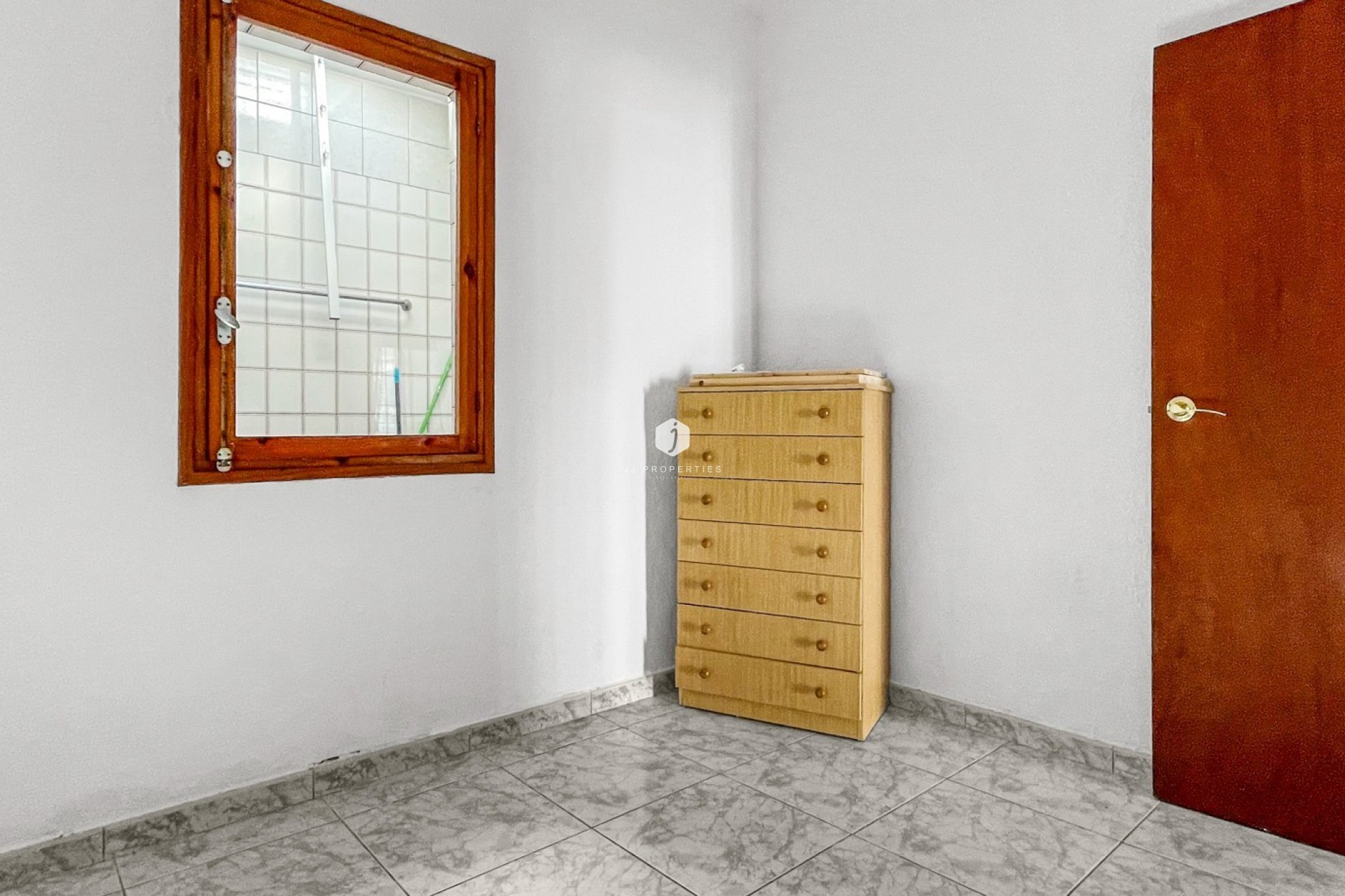D'occasion - Chalet -
Torrevieja - Costa Blanca