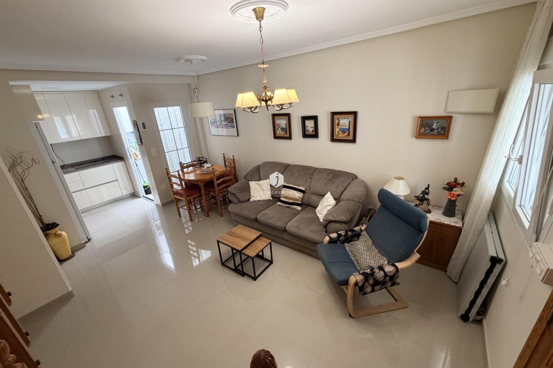 D'occasion - Chalet -
Torrevieja - Costa Blanca