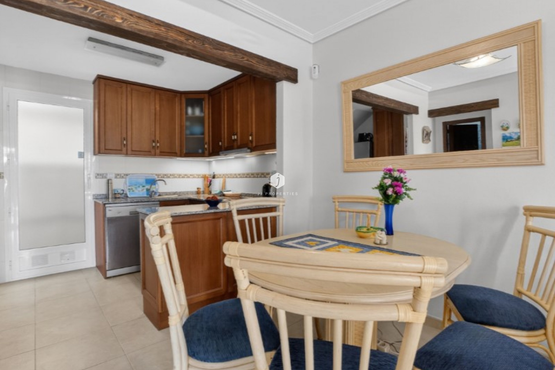 D'occasion - Chalet -
Torrevieja - Costa Blanca