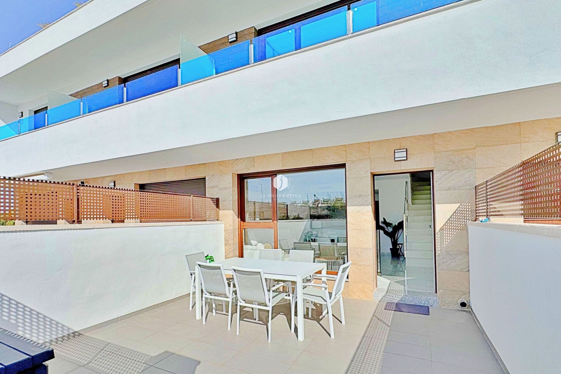 D'occasion - Chalet -
Torrevieja - Costa Blanca