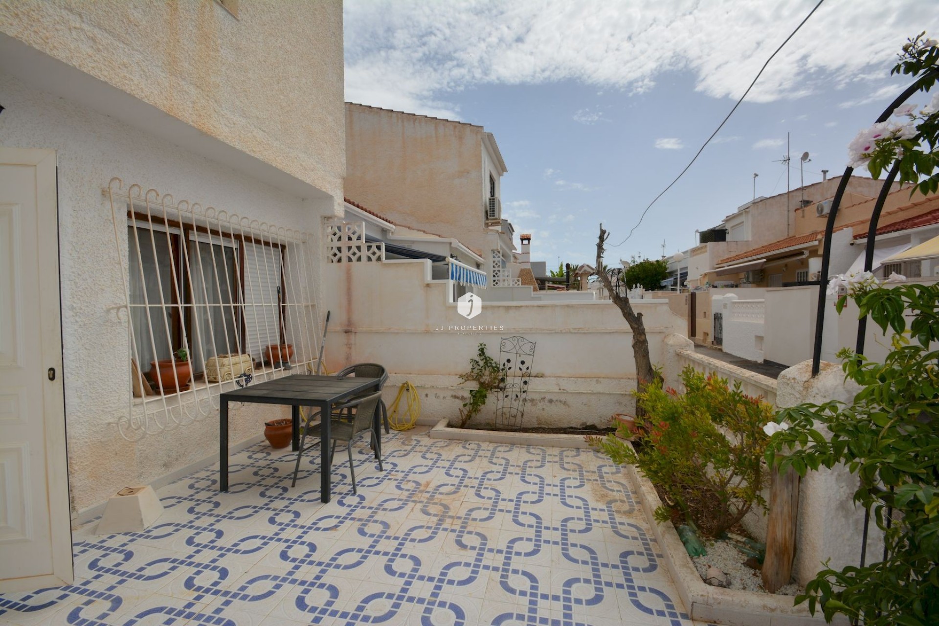 D'occasion - Chalet -
Torrevieja - Costa Blanca