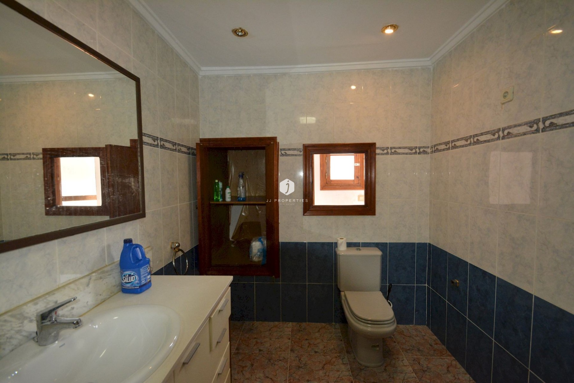 D'occasion - Chalet -
Torrevieja - Costa Blanca