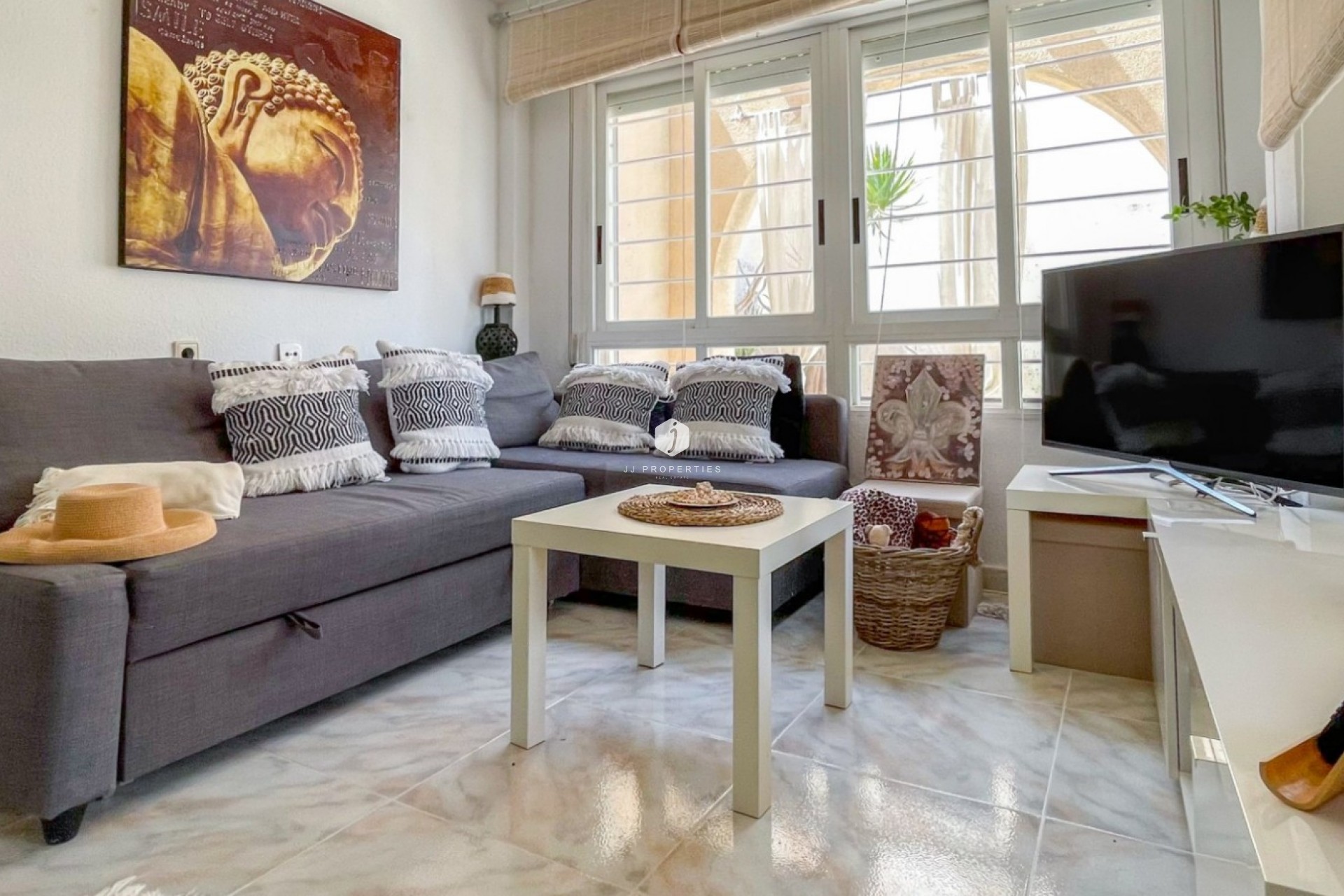 D'occasion - Chalet -
Torrevieja - Costa Blanca