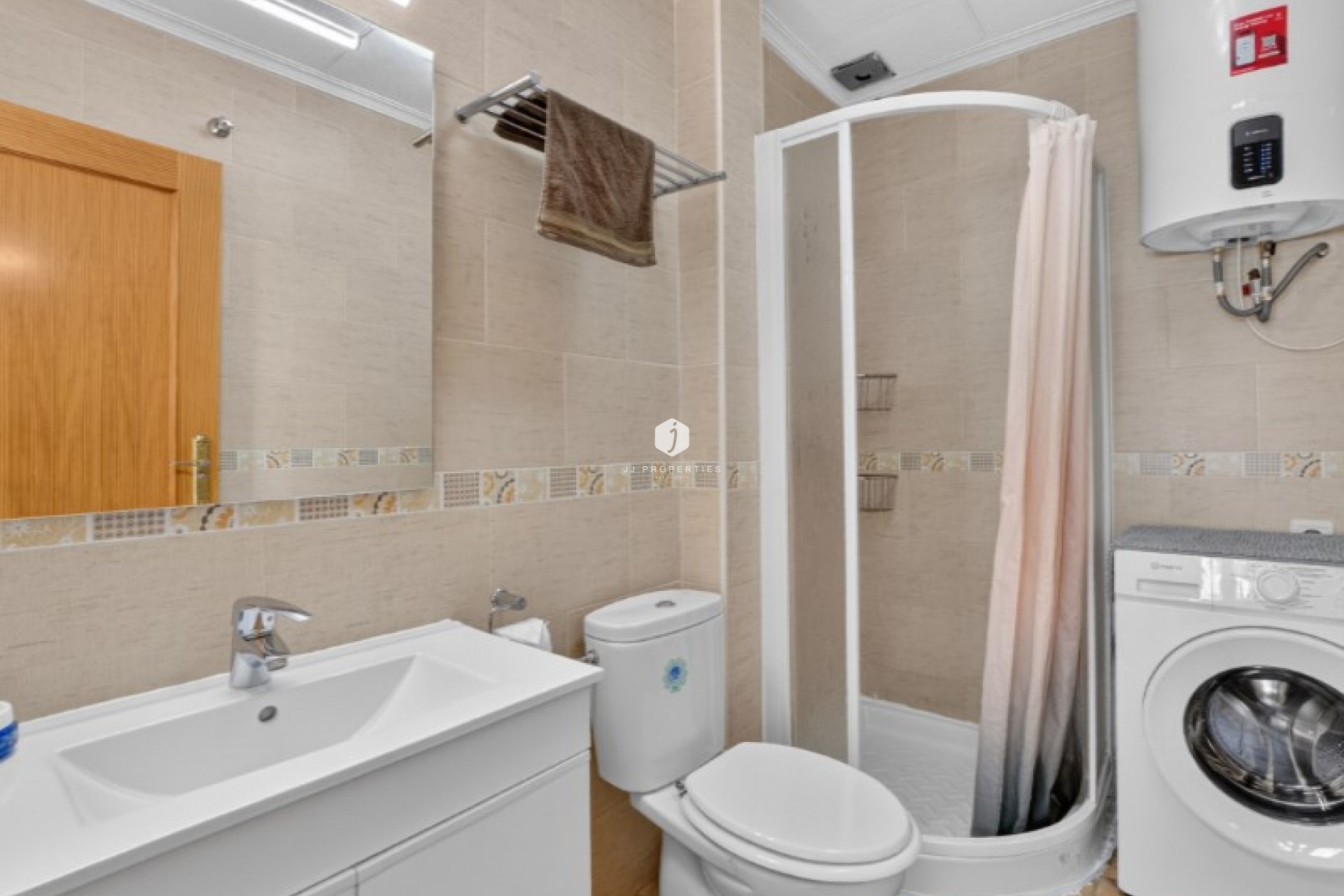 D'occasion - Chalet -
Torrevieja - Costa Blanca