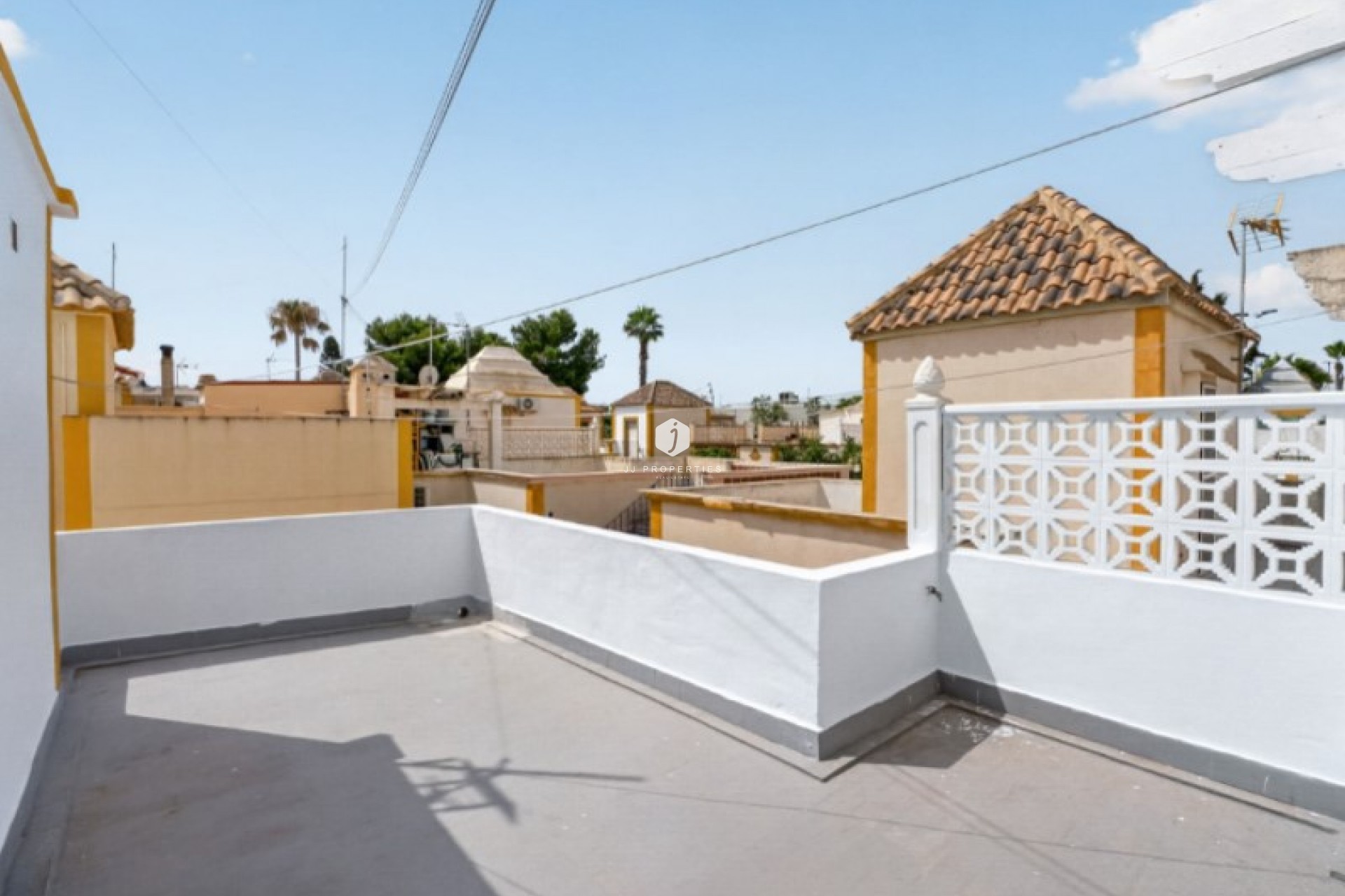 D'occasion - Chalet -
Torrevieja - Costa Blanca