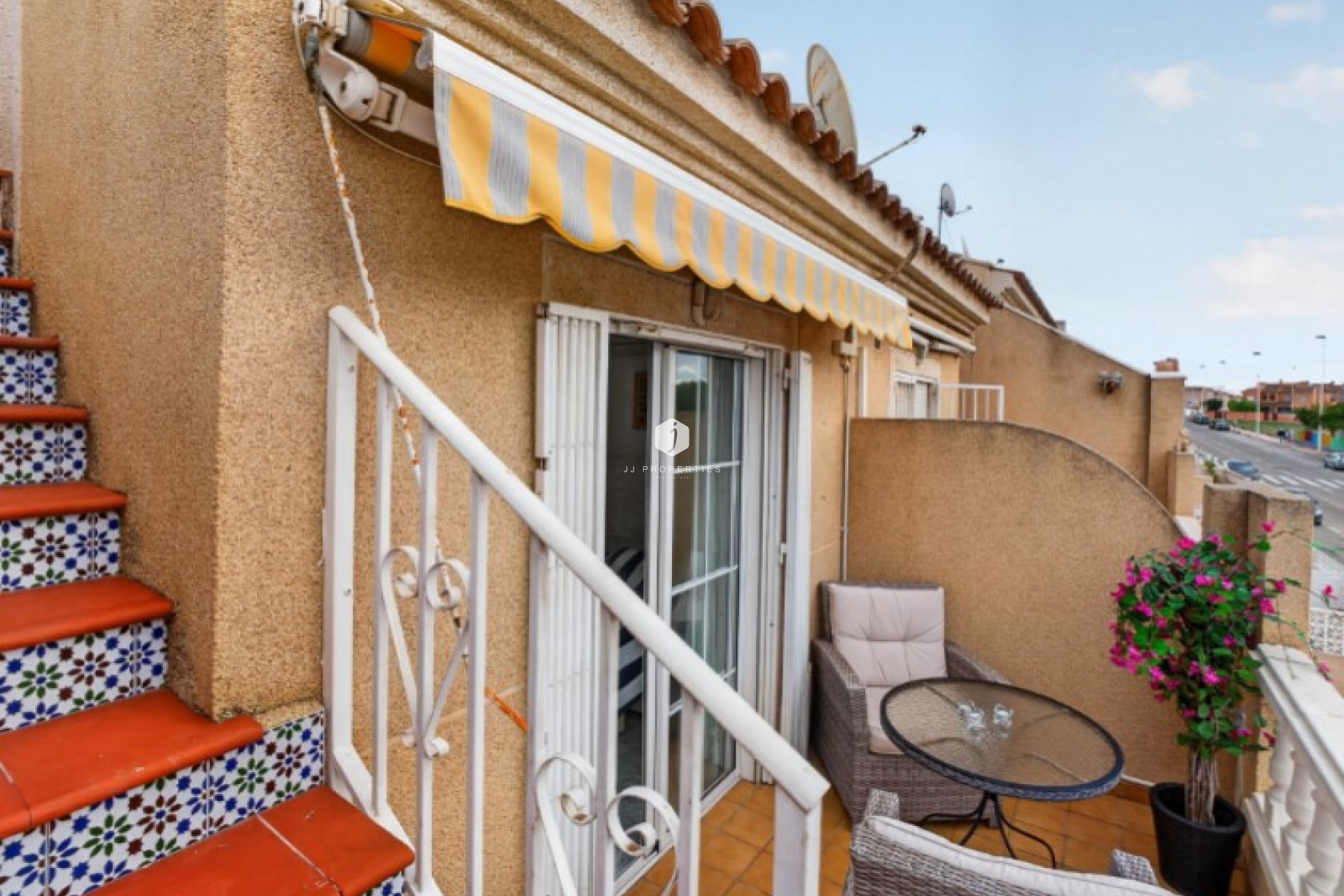 D'occasion - Chalet -
Torrevieja - Costa Blanca