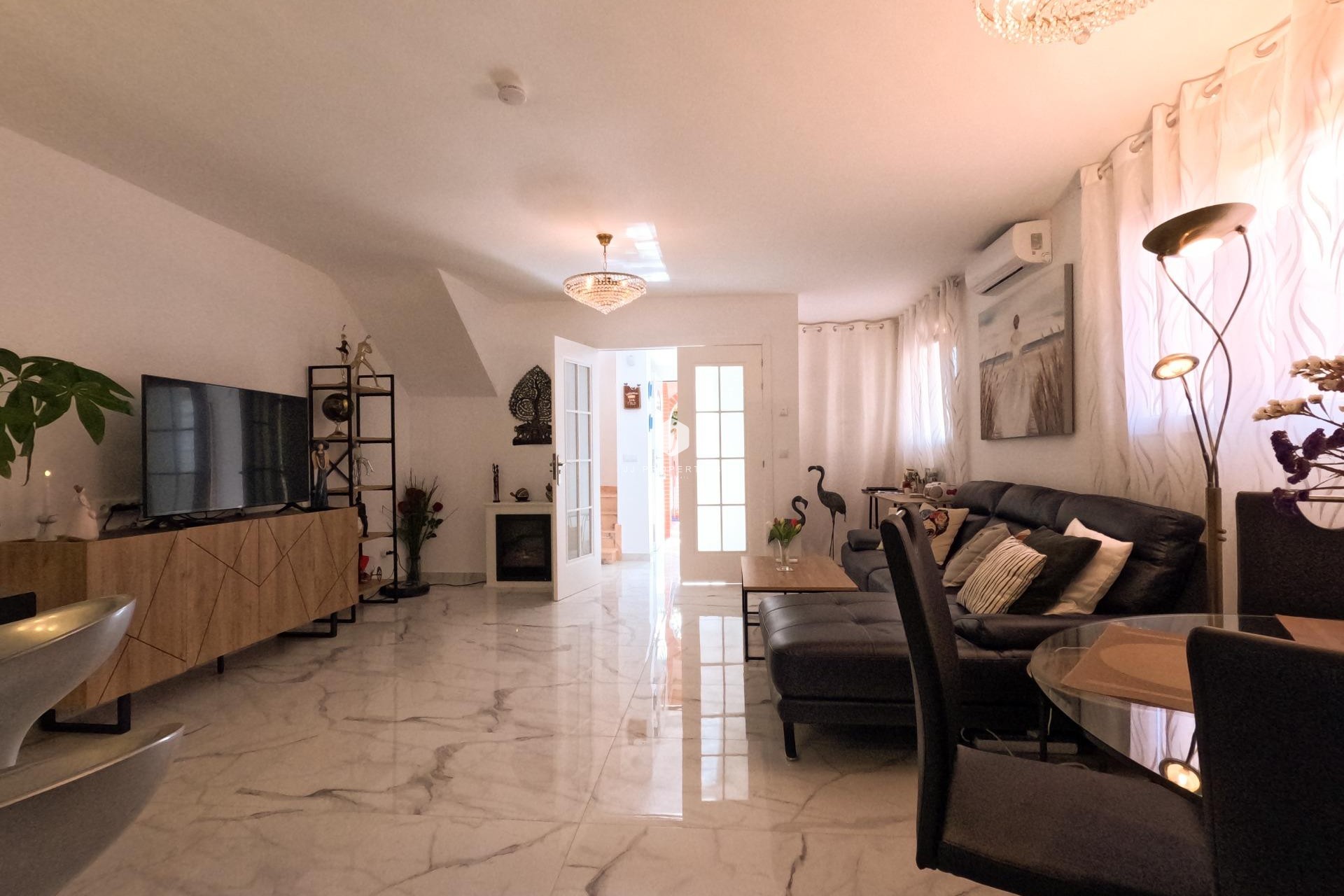 D'occasion - Chalet -
Torrevieja - El Acequión - Los Náufragos