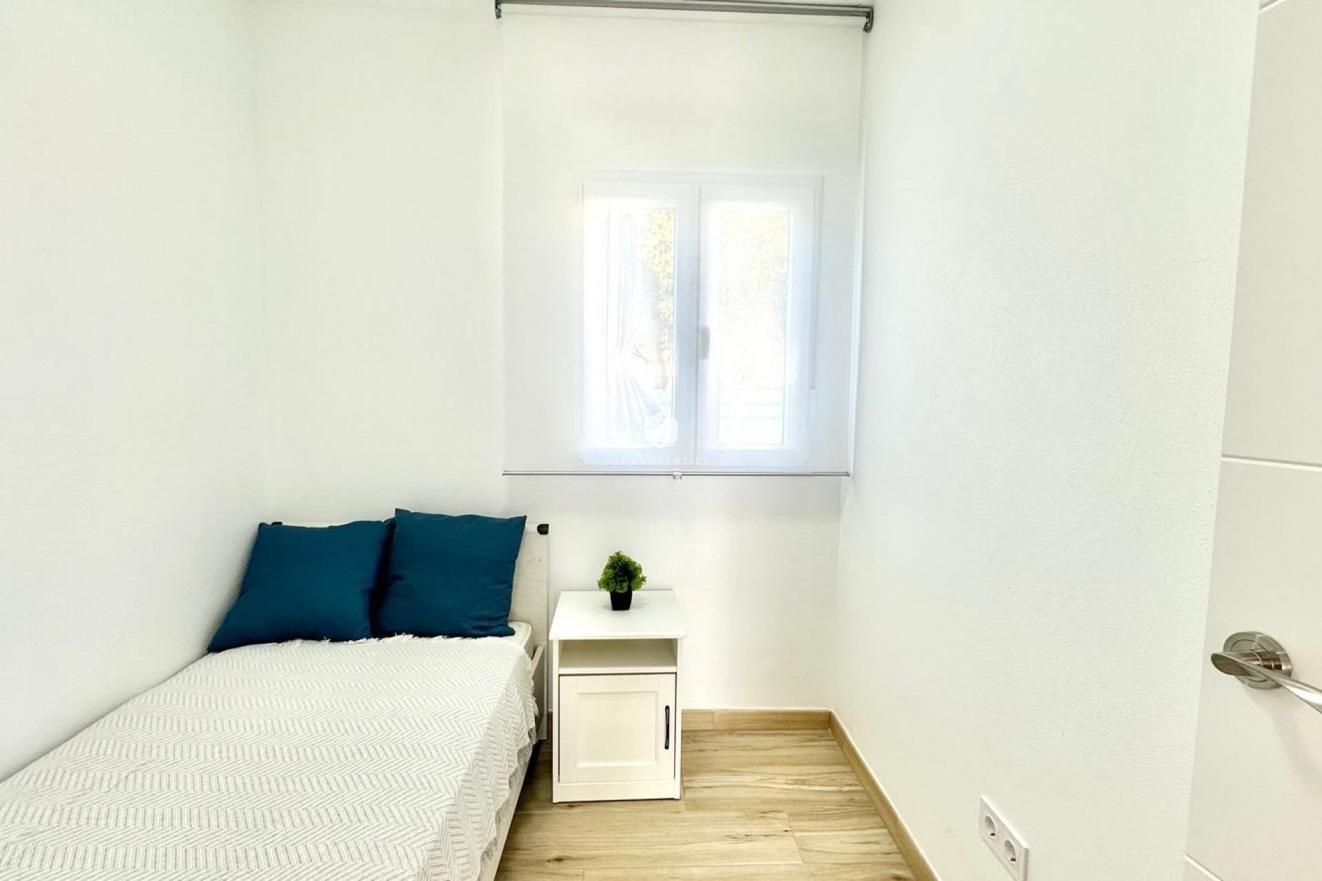 D'occasion - Chalet -
Torrevieja - Estacion de autobuses