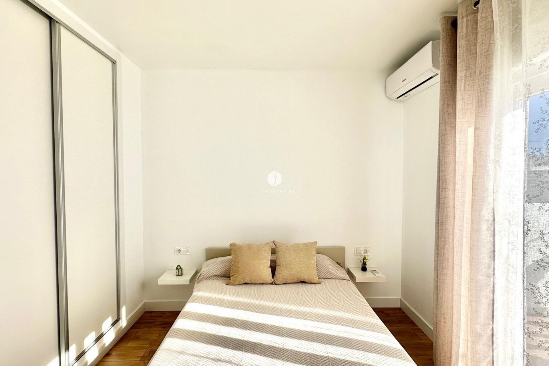 D'occasion - Chalet -
Torrevieja - Estacion de autobuses