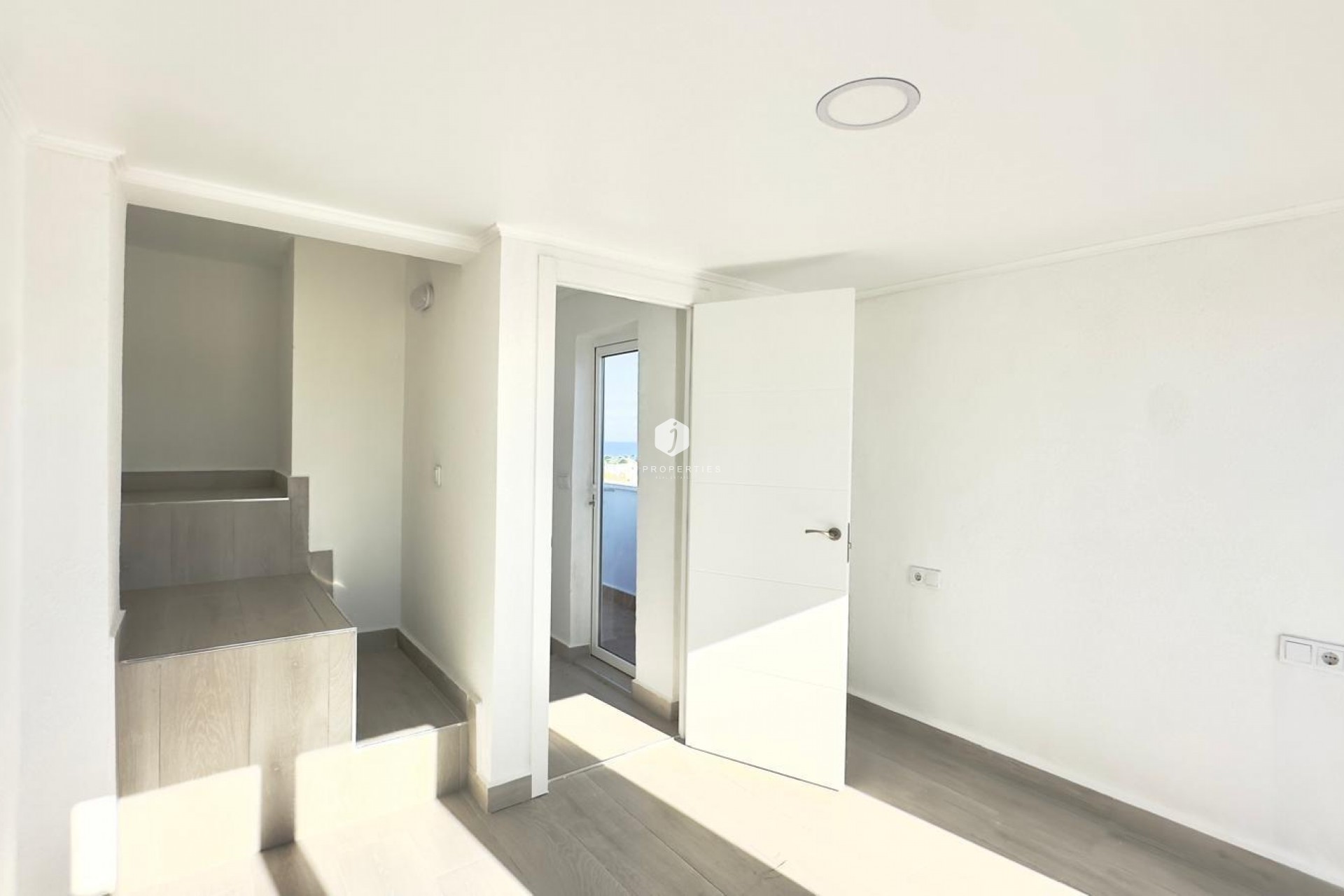 D'occasion - Chalet -
Torrevieja - La Mata