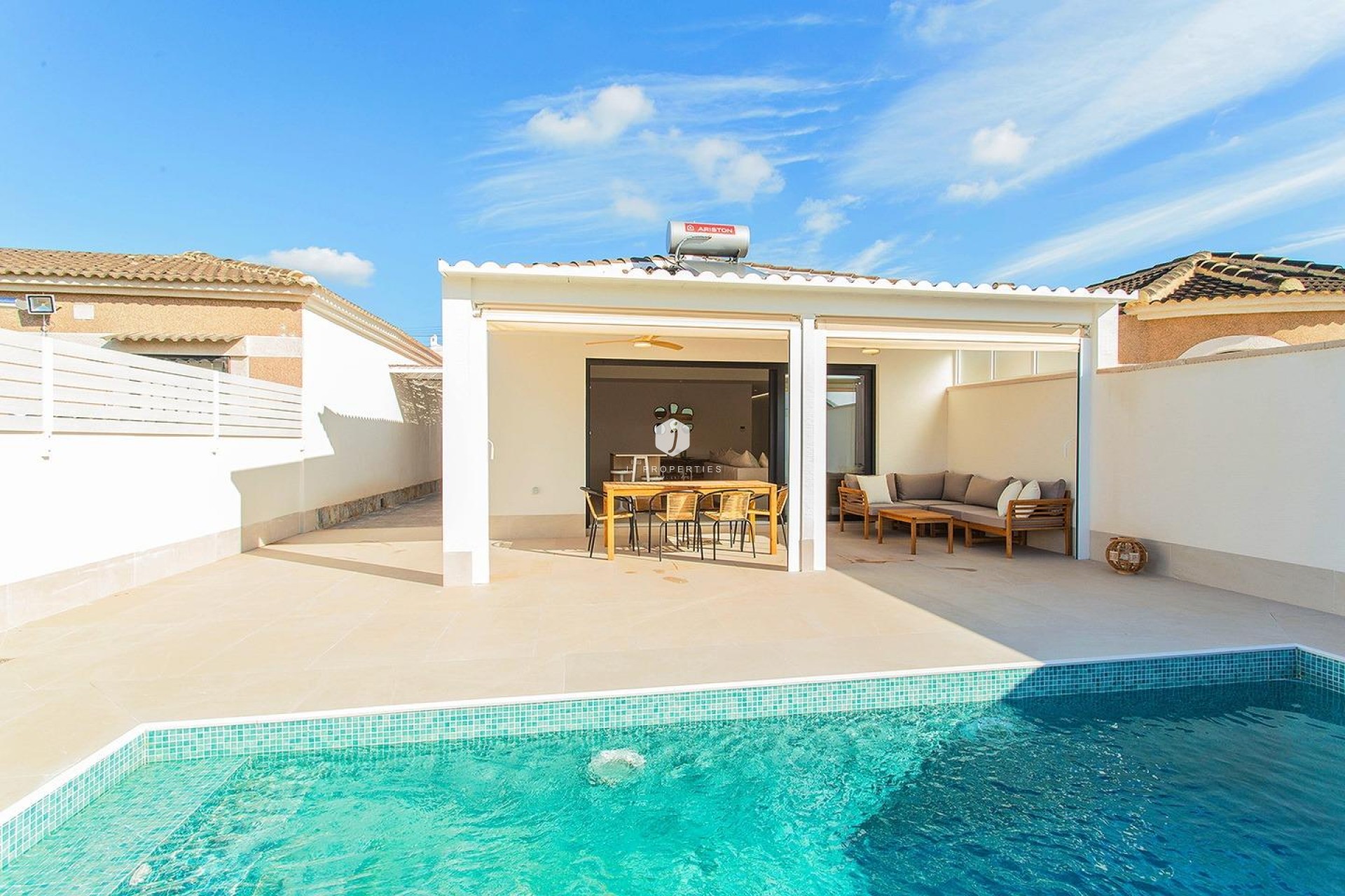 D'occasion - Chalet -
Torrevieja - La siesta