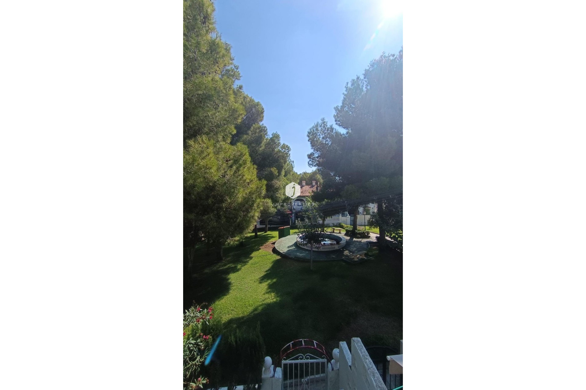 D'occasion - Chalet -
Torrevieja - Los Balcones