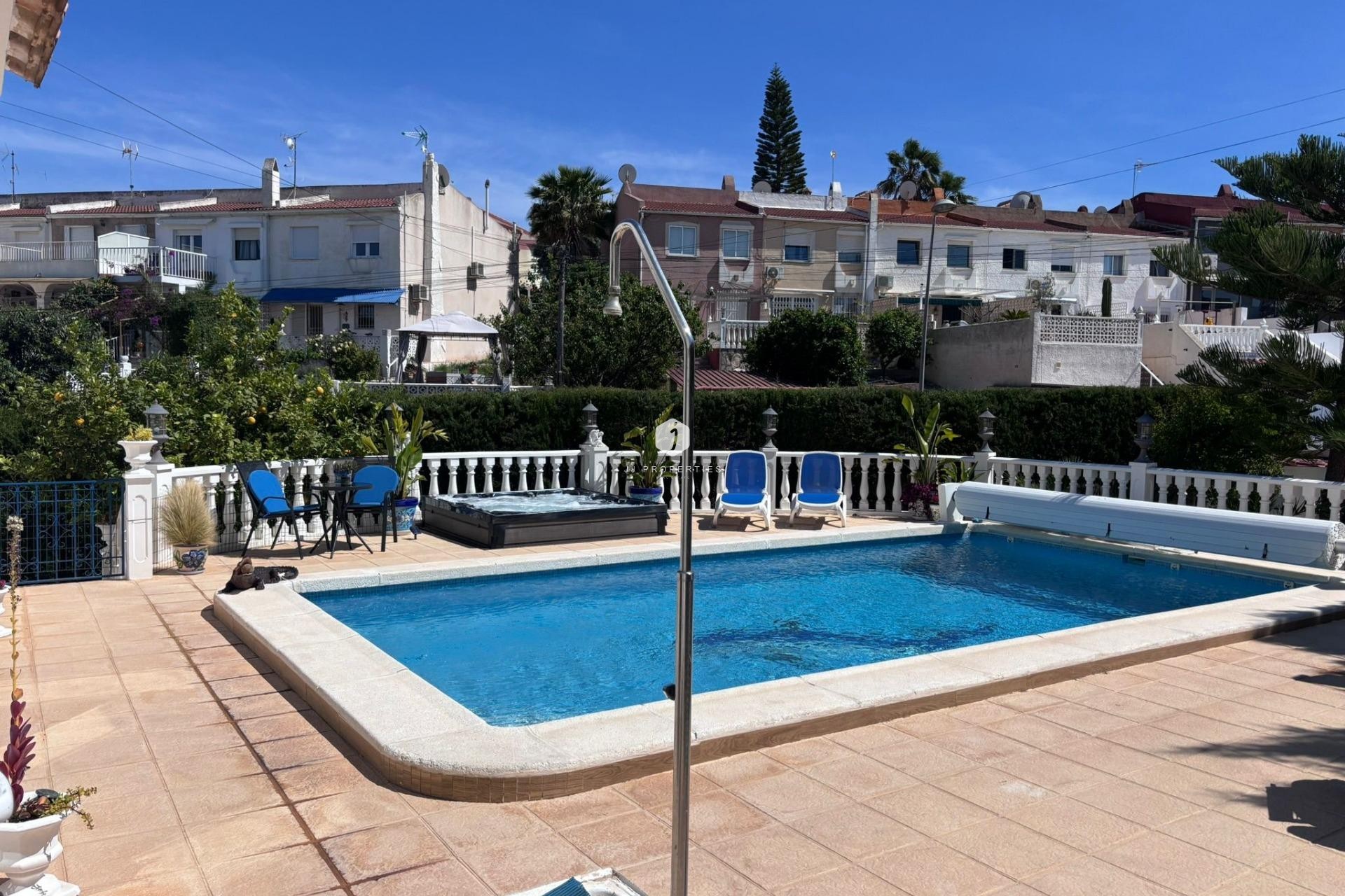 D'occasion - Chalet -
Torrevieja - Los Balcones