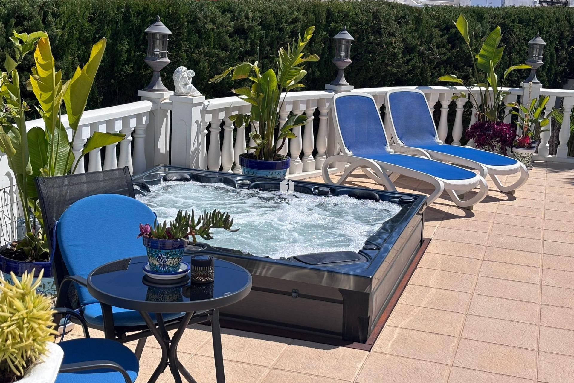 D'occasion - Chalet -
Torrevieja - Los Balcones