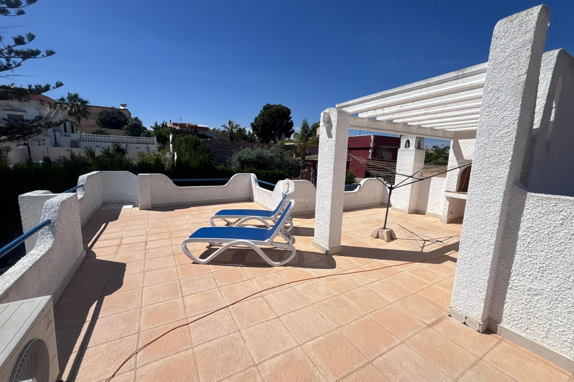 D'occasion - Chalet -
Torrevieja - Los Balcones