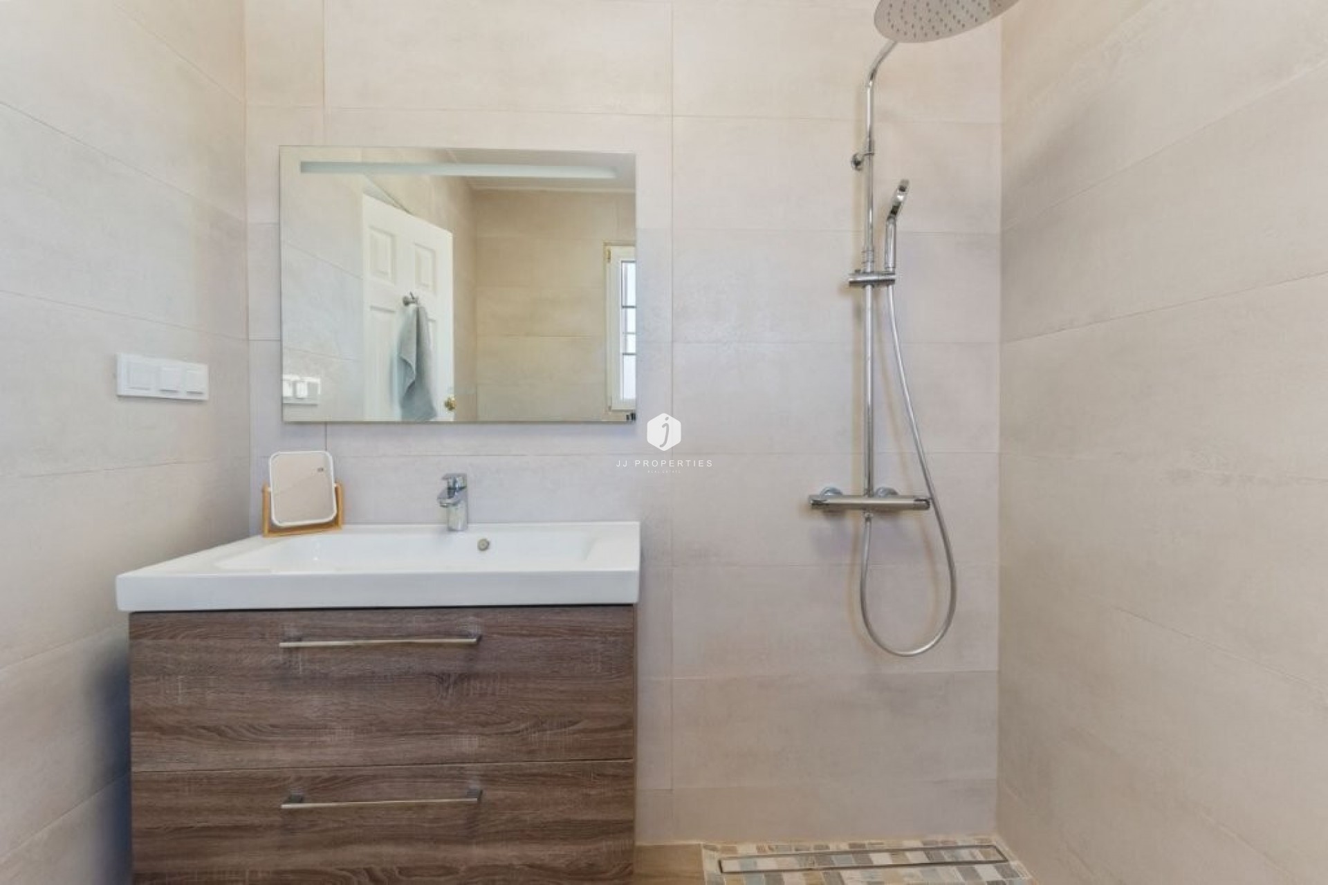 D'occasion - Chalet -
Torrevieja - Los Frutales/ La Rosaleda